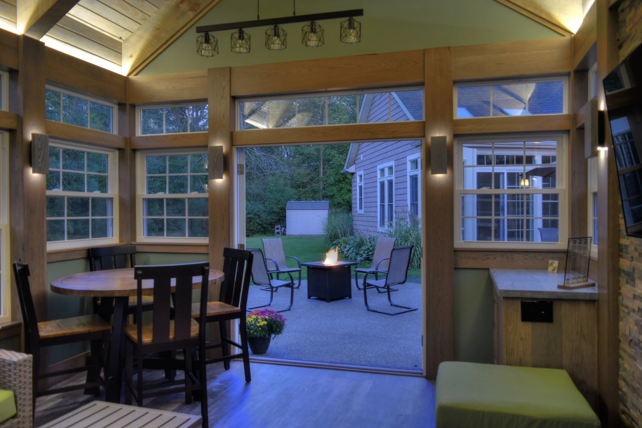 9 DSC_0715_6_7_tonemapped.jpg