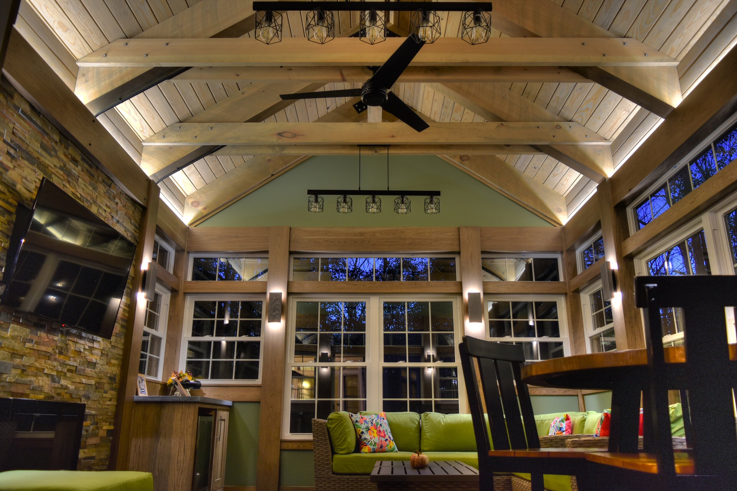 7 DSC_0777_8_9_tonemapped.jpg