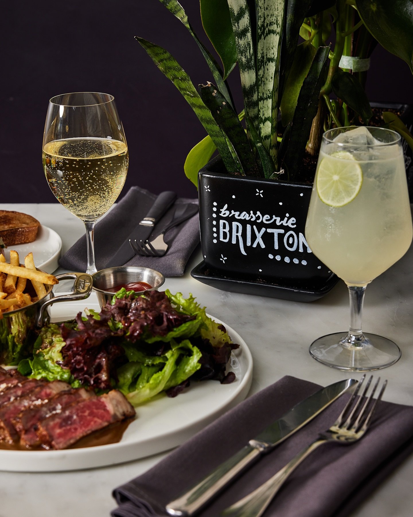 It&rsquo;s Friday night, let&rsquo;s eat.
📸 @shawnxcampbell 
.
.
.
#Ouiliketoparty#denverfrench#denverrestaurants#fridaynightindenver#denverdatenight