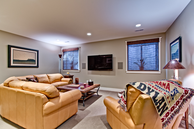 Lower Level - Family Room-3-2-2.jpg