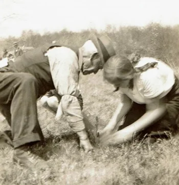 Samuel Lester Damon and granddaughter Patricia Damon Barrett plant a tree in Potter Wood, 1933