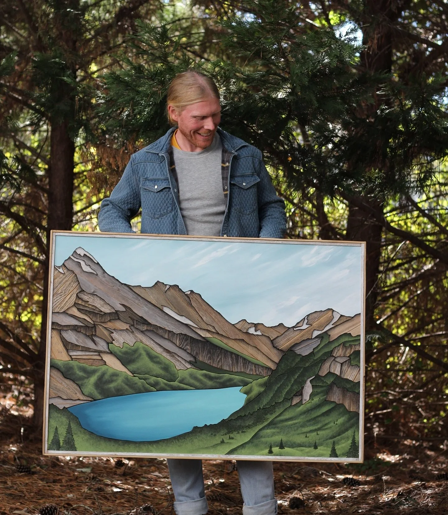 Here’s our most recent completed commission (as photos this time so you can actually see it). π©΅
πOeschinen Lake, Switzerland
I have the travel bug so bad right now and working on this piece made me wanna book a flight over to Switzerland as