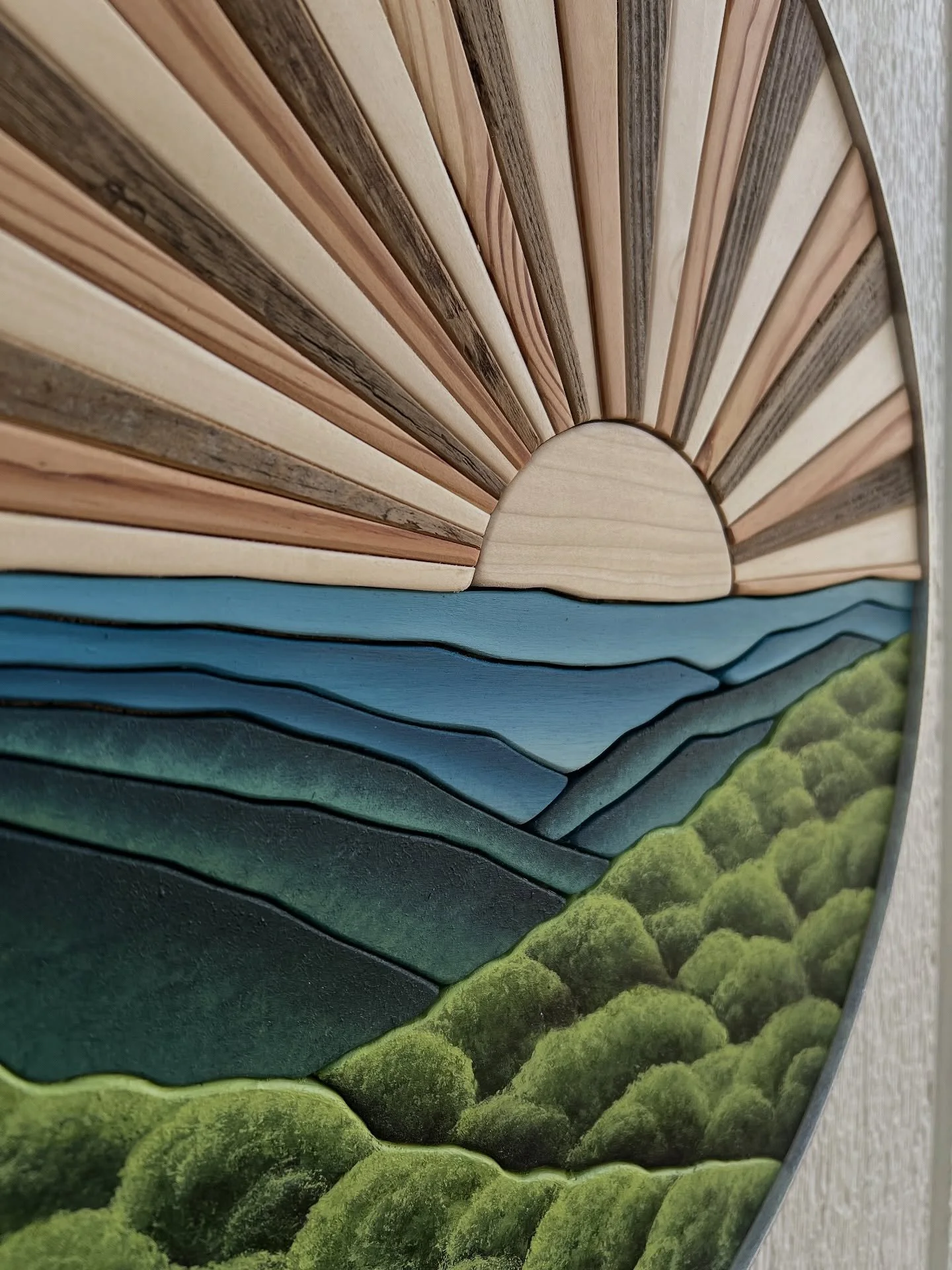 There are only a couple of Blue Ridge pieces left on our website right now, including this one! It’s not often that they’re available online so go check out the shop if you’ve been wanting one ππ©΅ 
•
•
•
•
&bull