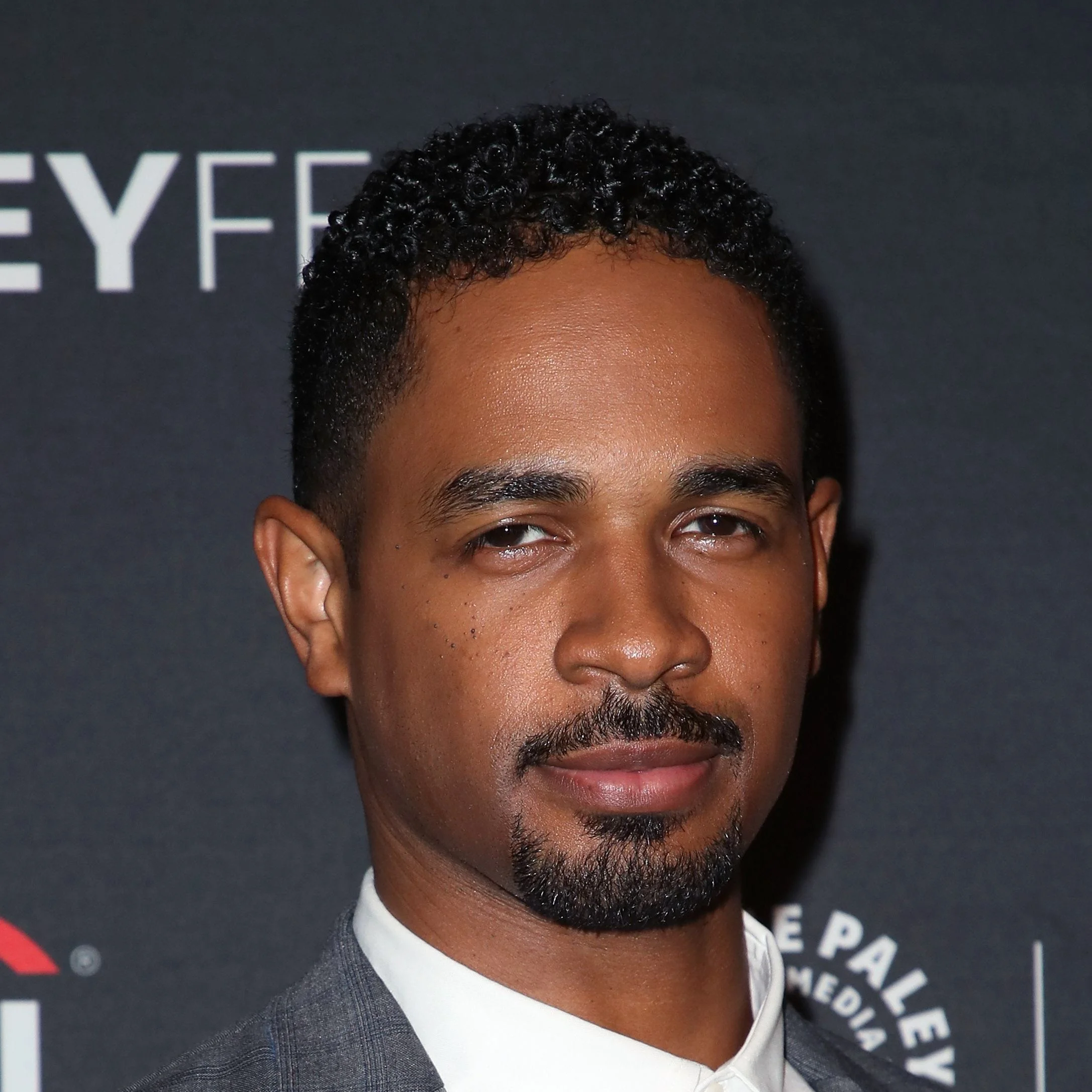 Damon Wayans Jr. Starring on CBS’s “Happy Together” and as seen on Fox’s “New Girl”, “Happy Endings” | Damon is also co-founder of the Special Guest App.