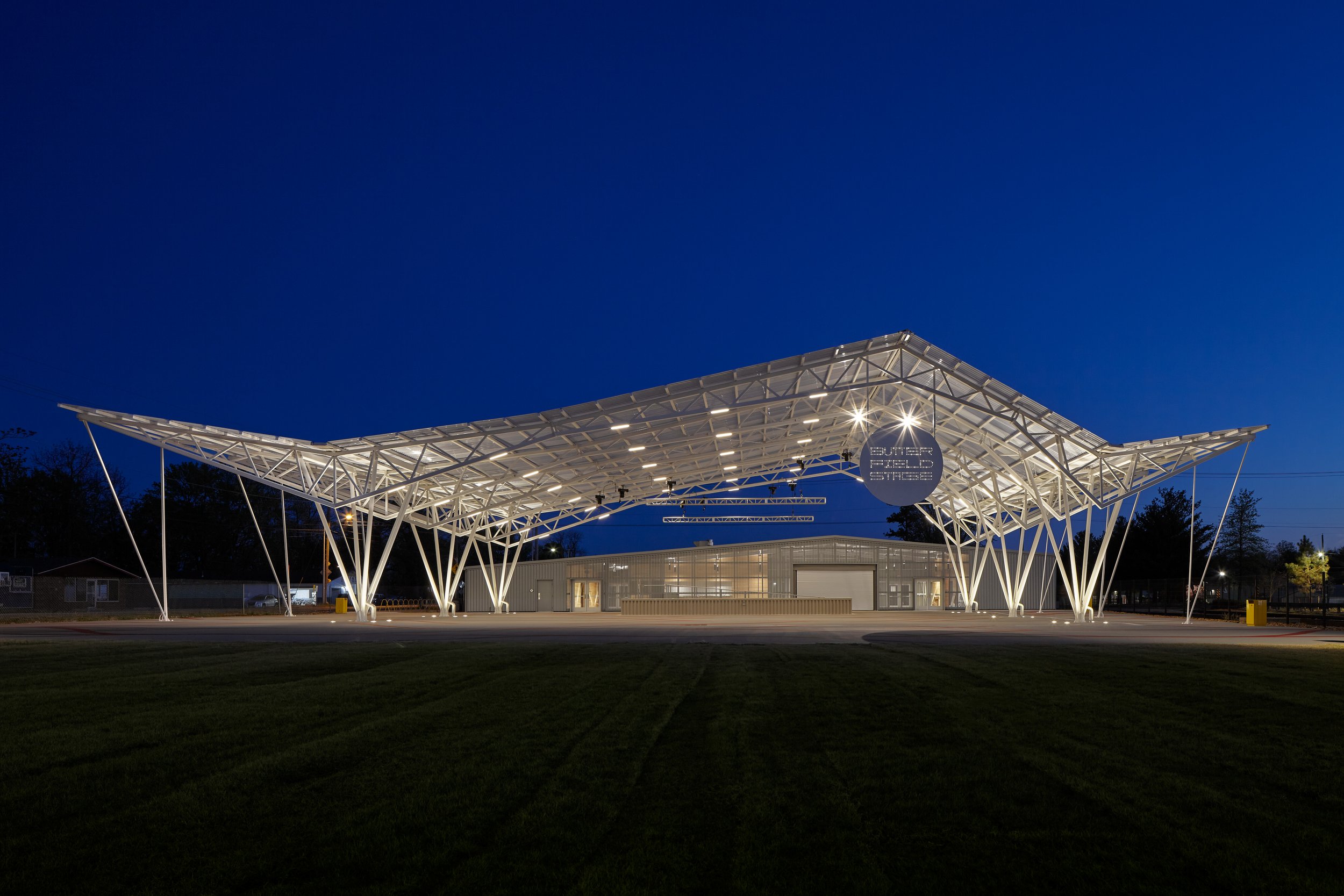 ross barney architects / rogers railyard park / arkansas  