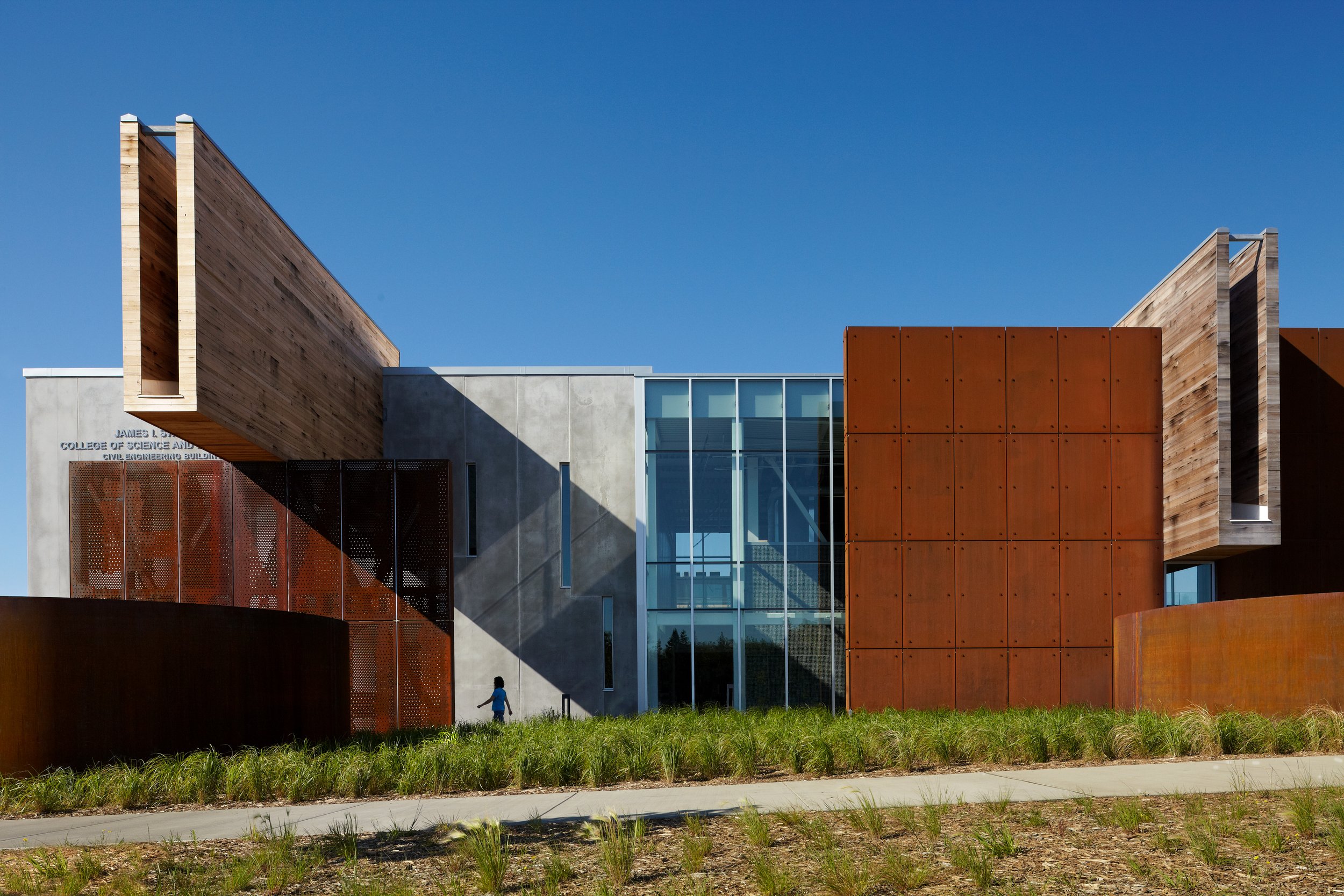 ross barney architects / university of minnesota-duluth / swenson civil engineering building