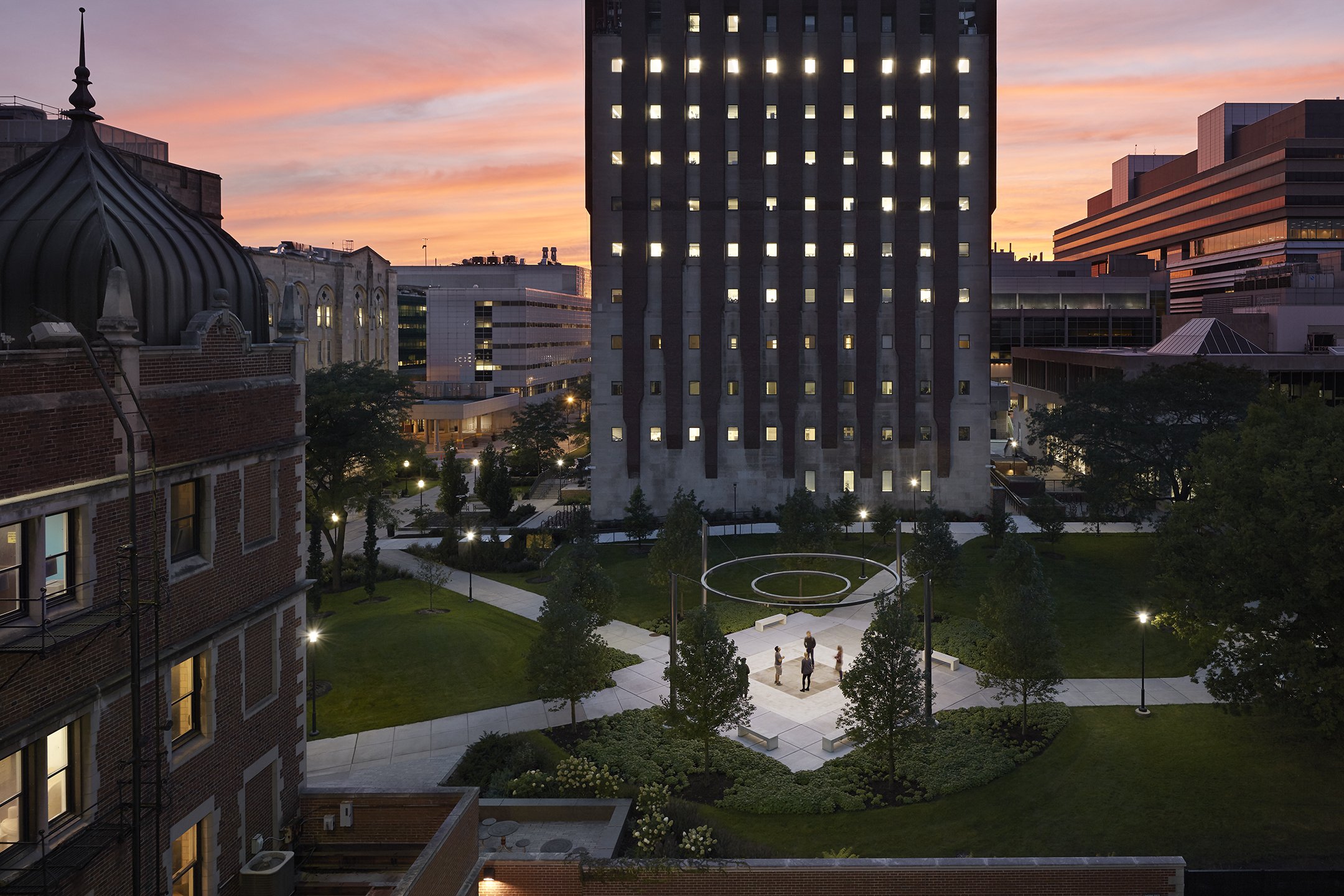 jacobs/ryan associates / crerar quad / university of chicago