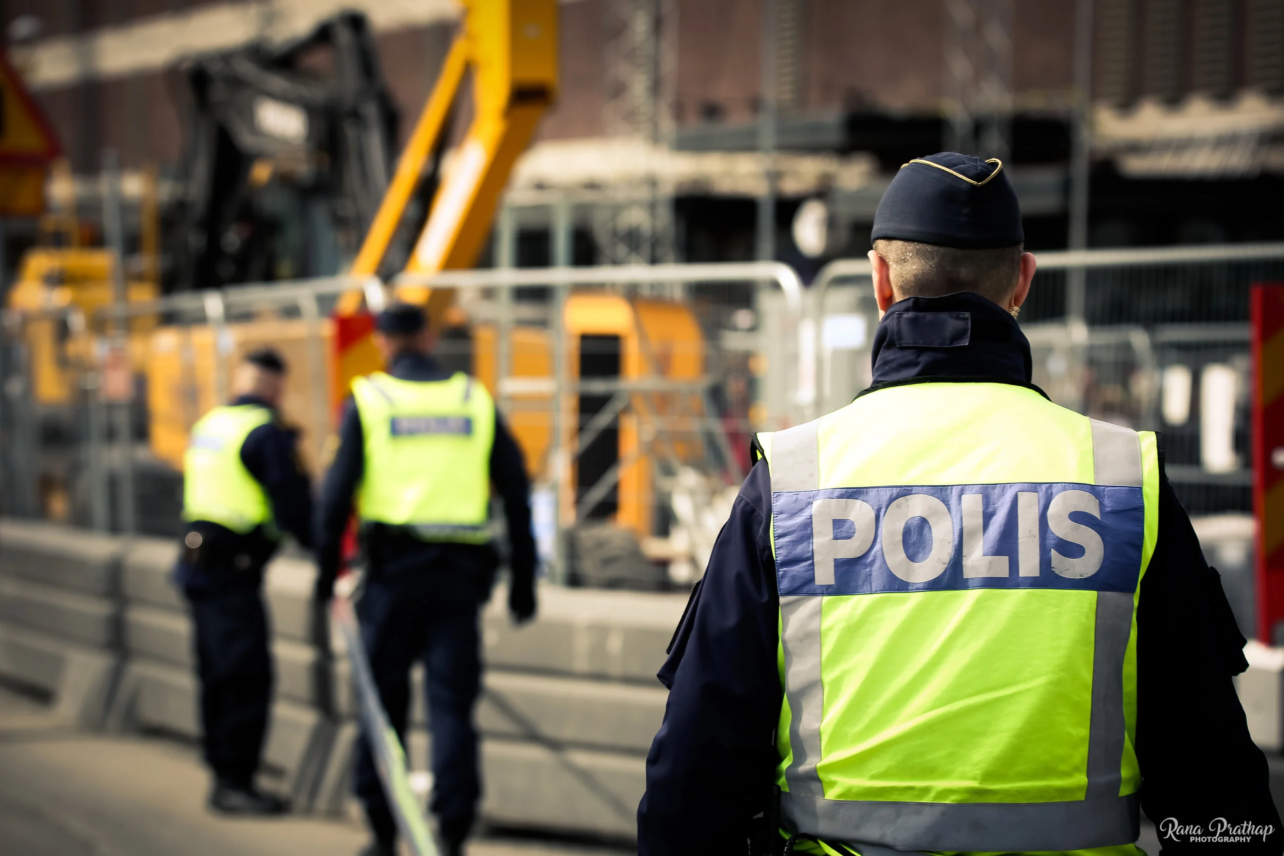16.STOCKHOLM ATTACK.jpg