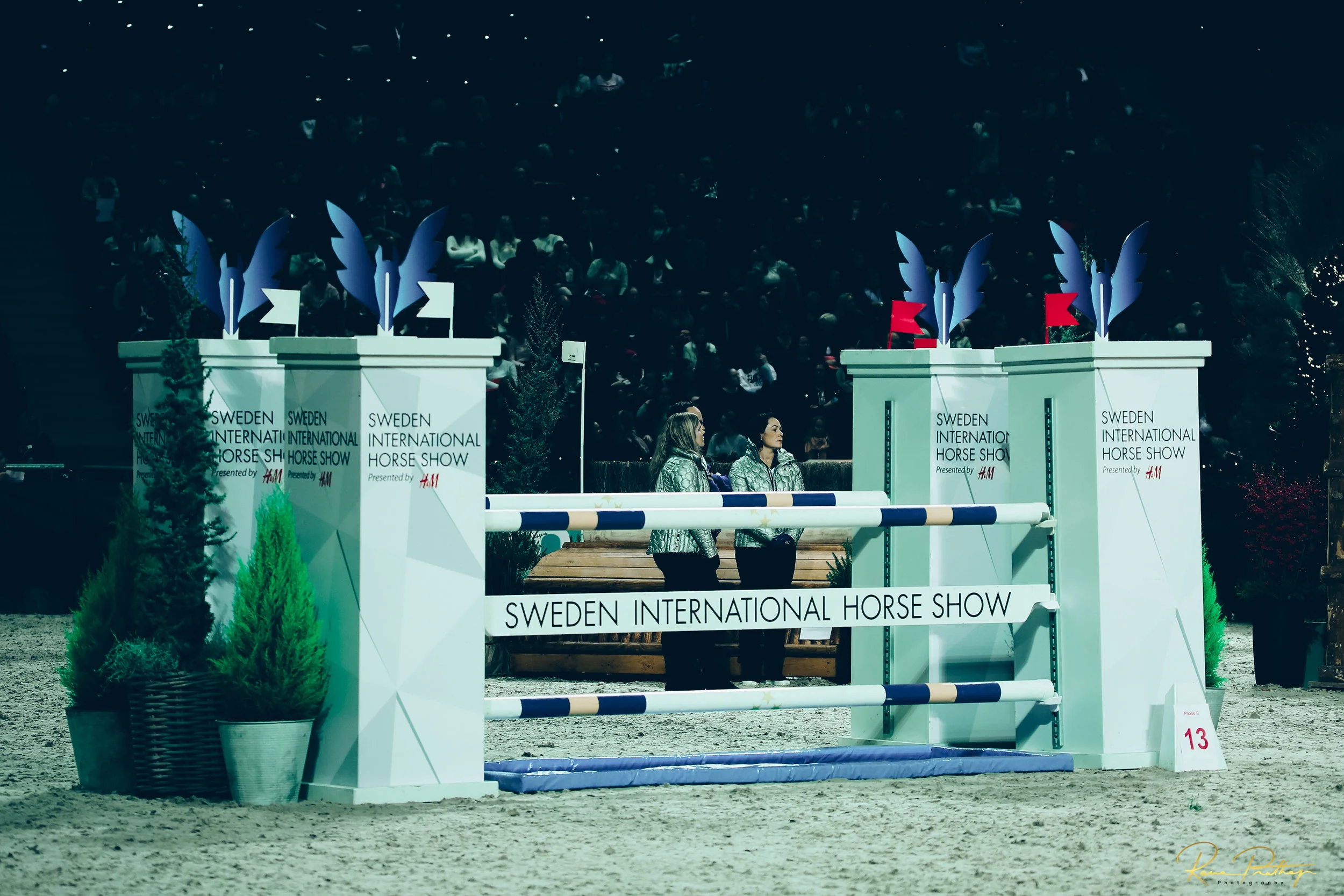 1.SWEDEN HORSE SHOW 30 NOV.jpg