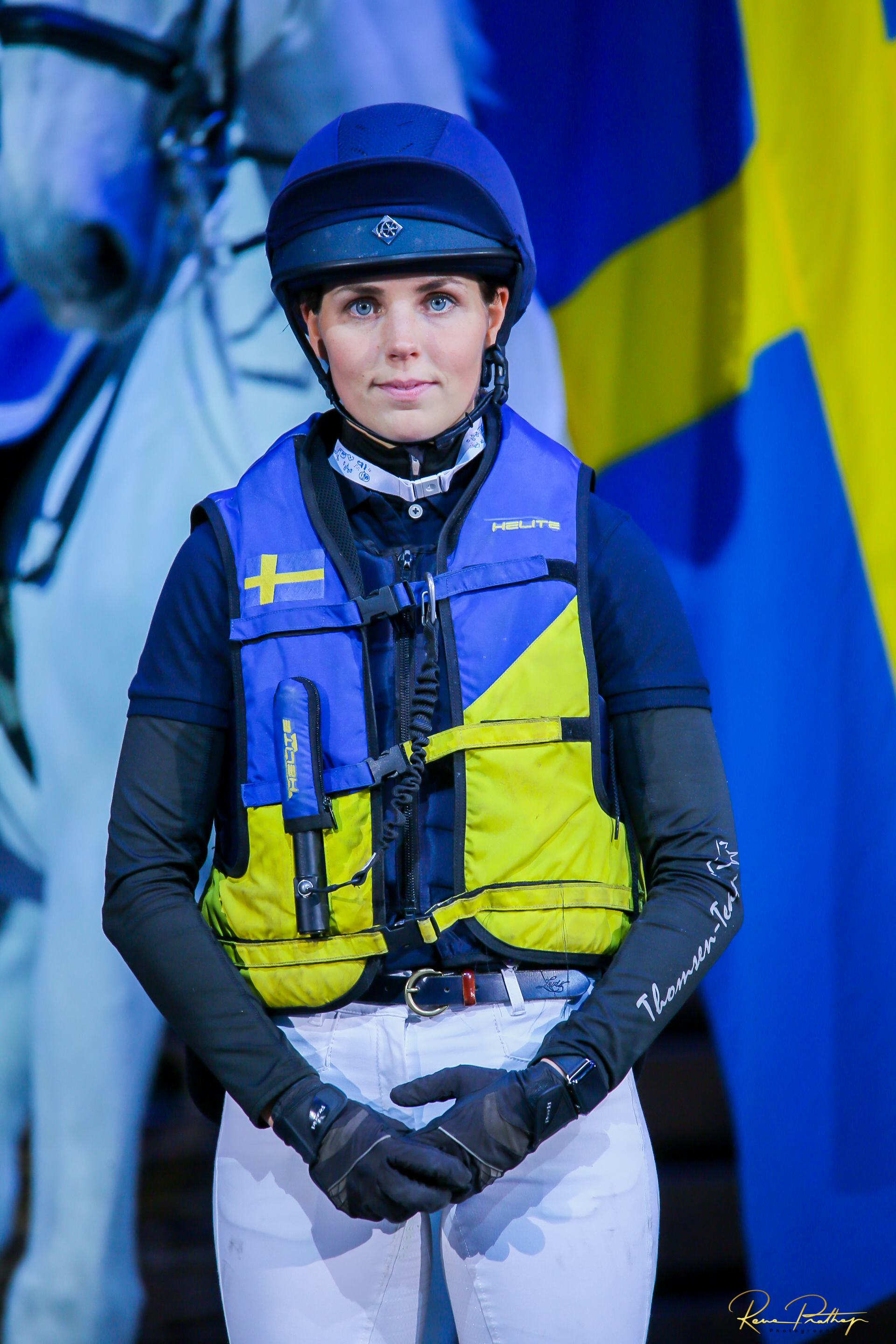 77.SWEDEN HORSE SHOW 30 NOV.jpg