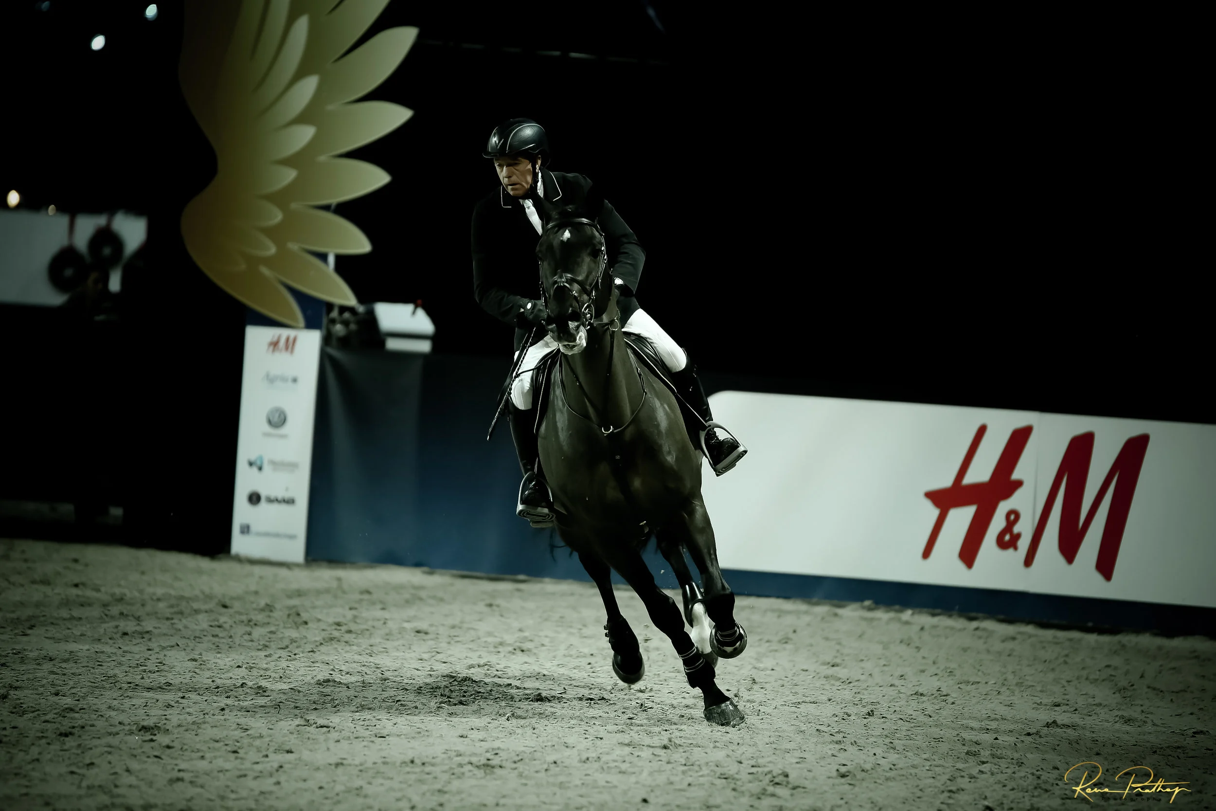 68.SWEDEN HORSE SHOW 2 DEC 17.jpg