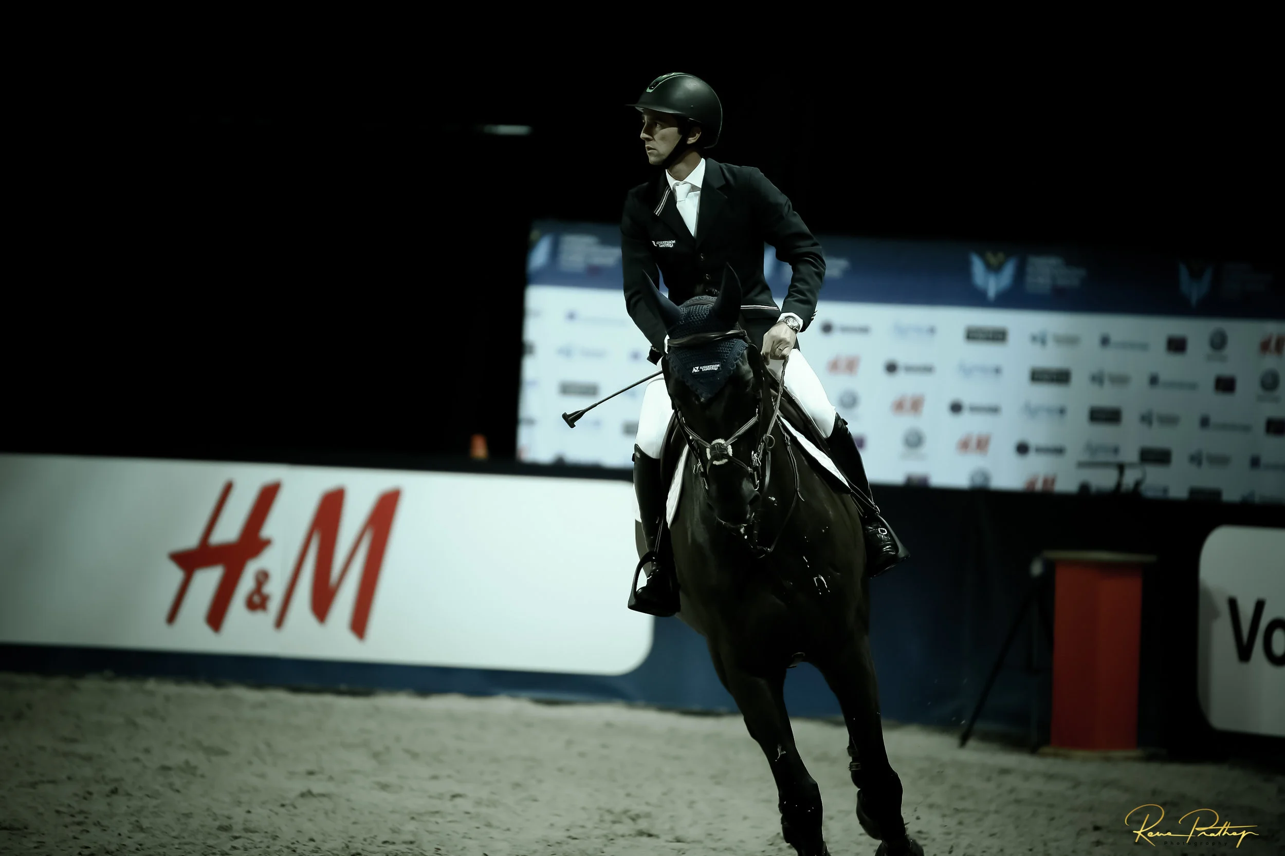 76.SWEDEN HORSE SHOW 2 DEC 17.jpg