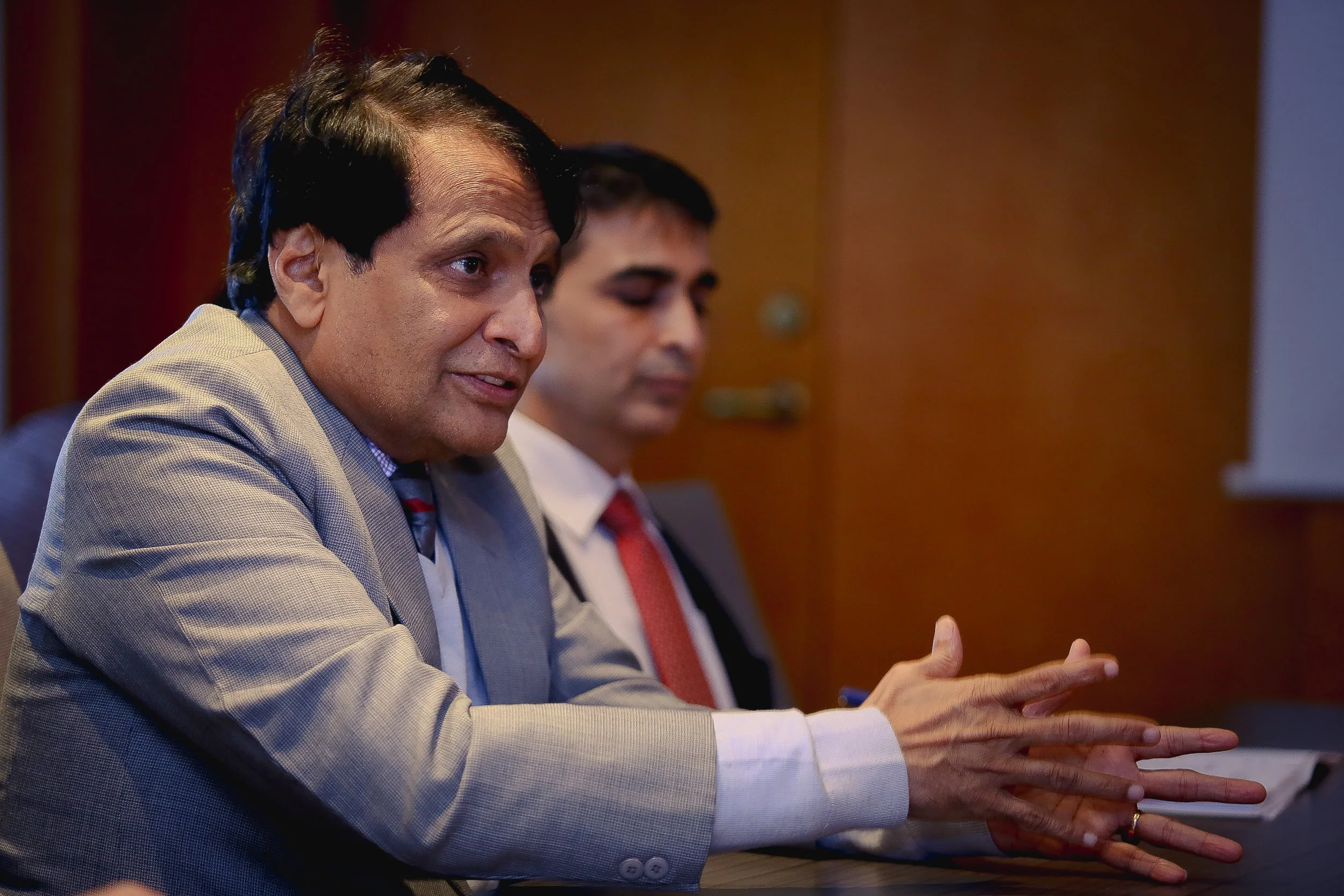 3.SURESH PRABHU MARCUS WALLENBERG.jpg