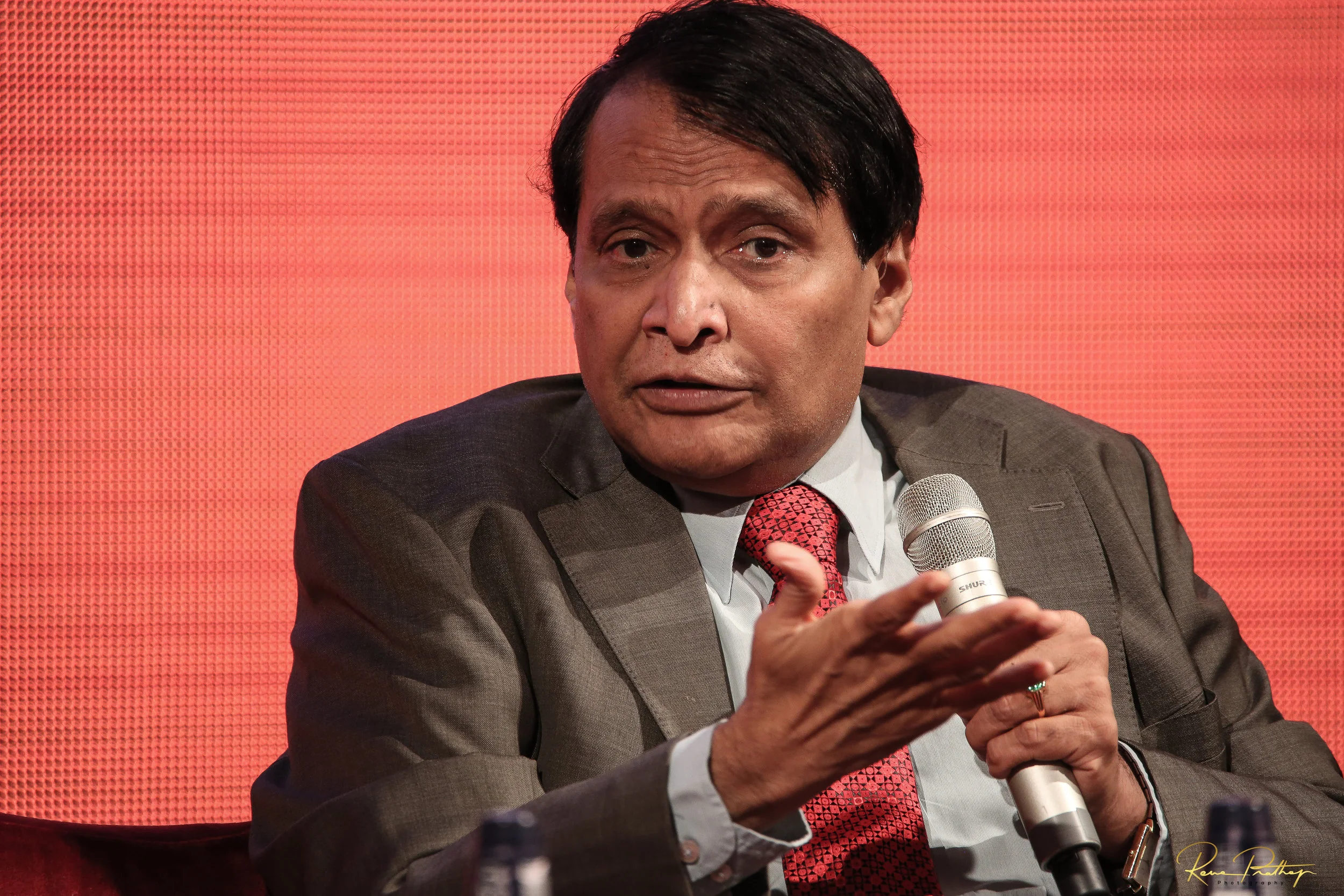14.Suresh Prabhu.jpg