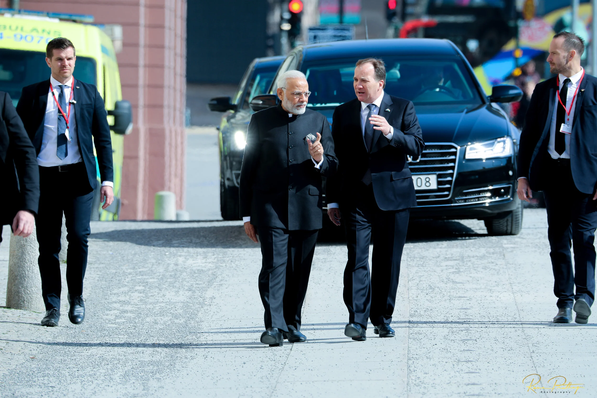 7.Stefan Lövan Narendra Modi Walk.jpg