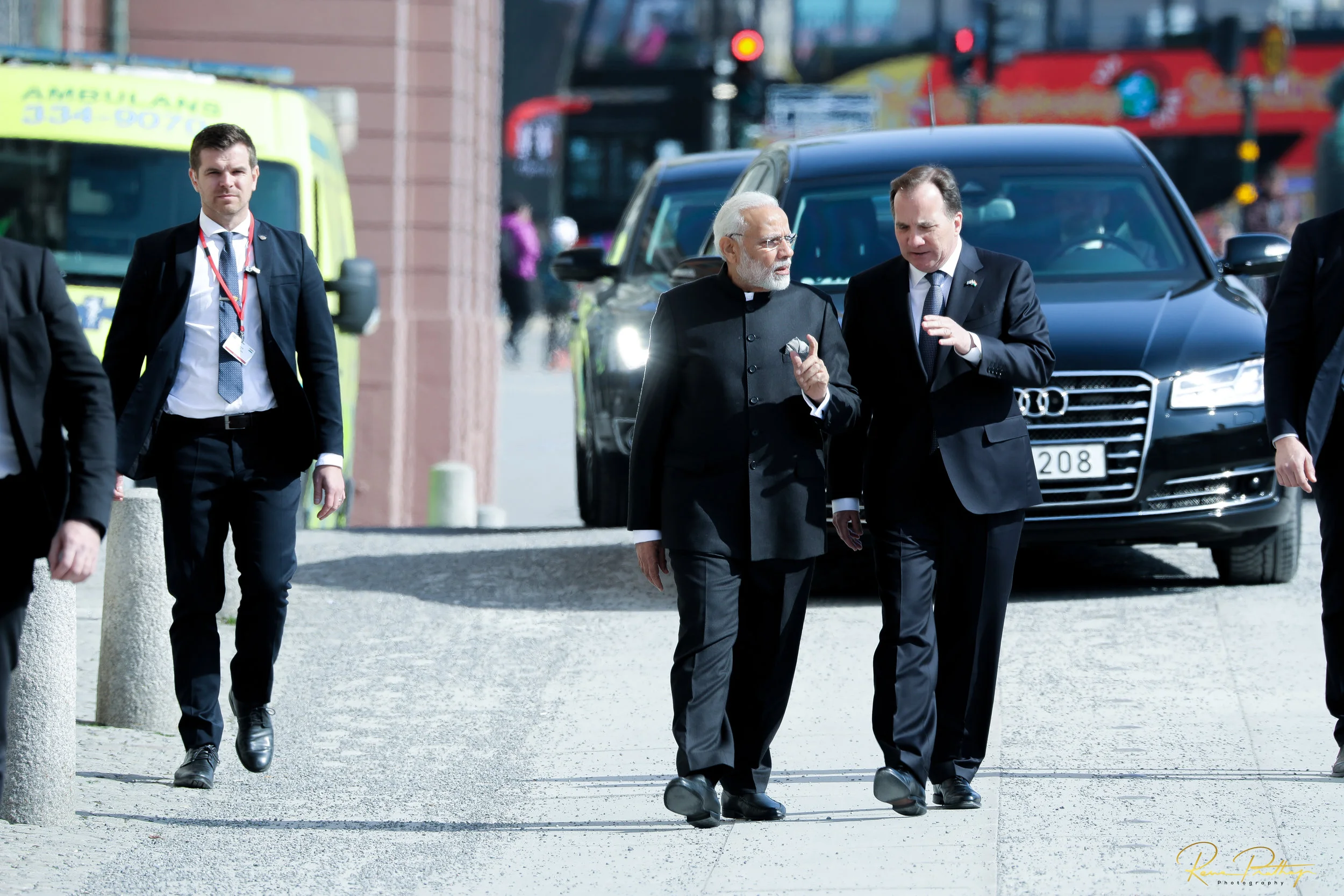 8.Stefan Lövan Narendra Modi Walk.jpg