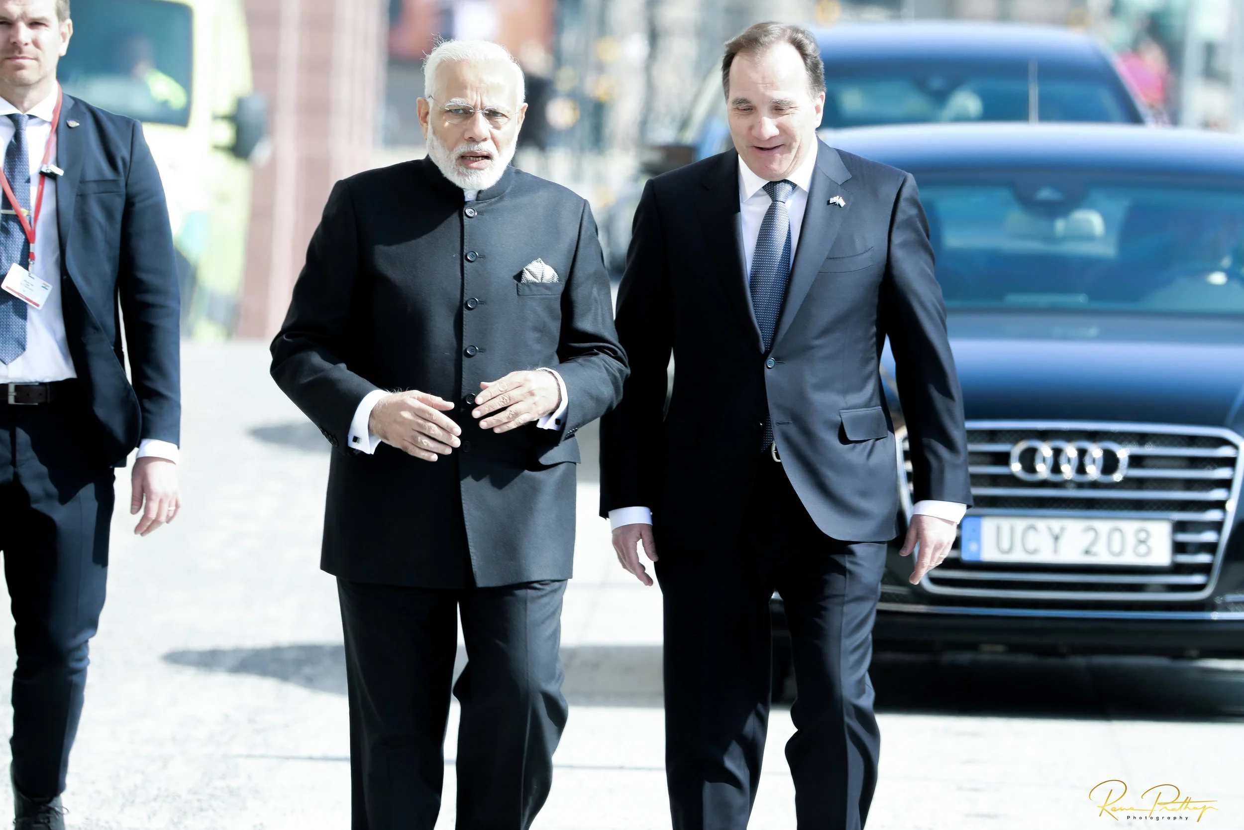 16.Stefan Lövan Narendra Modi Walk.jpg