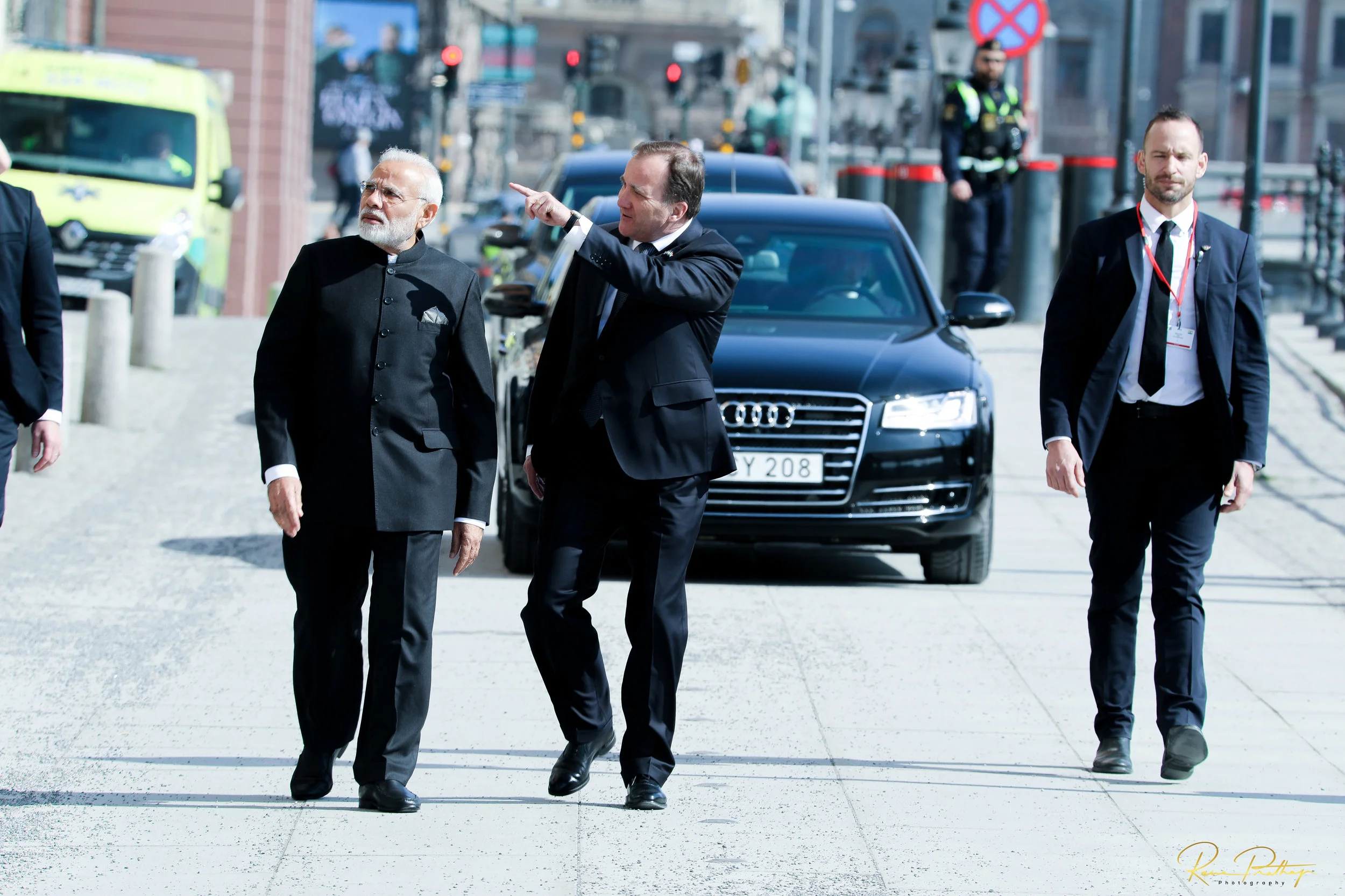 20.Stefan Lövan Narendra Modi Walk.jpg