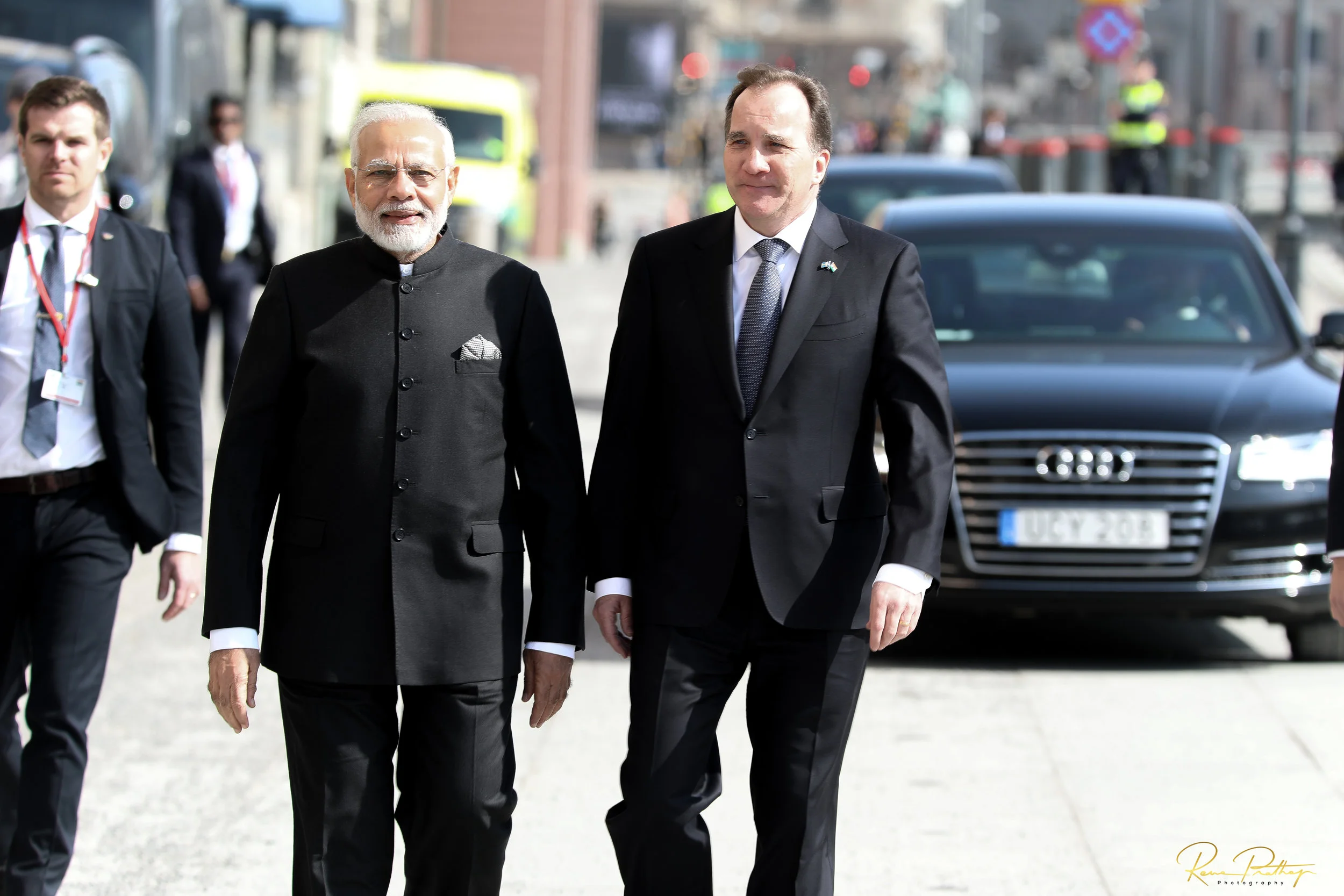 29.Stefan Lövan Narendra Modi Walk.jpg