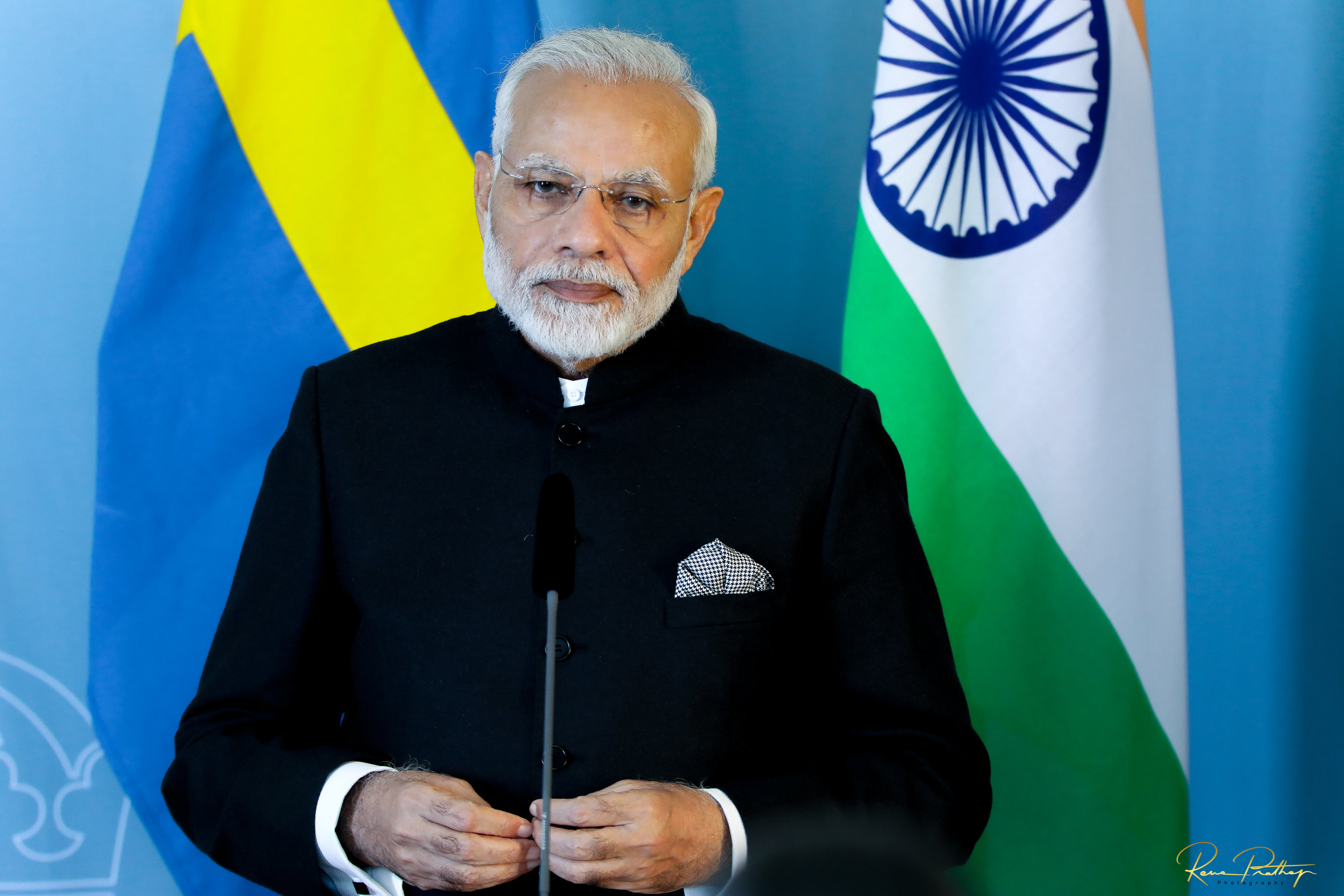 9.NARENDRA MODI STEFAN.jpg