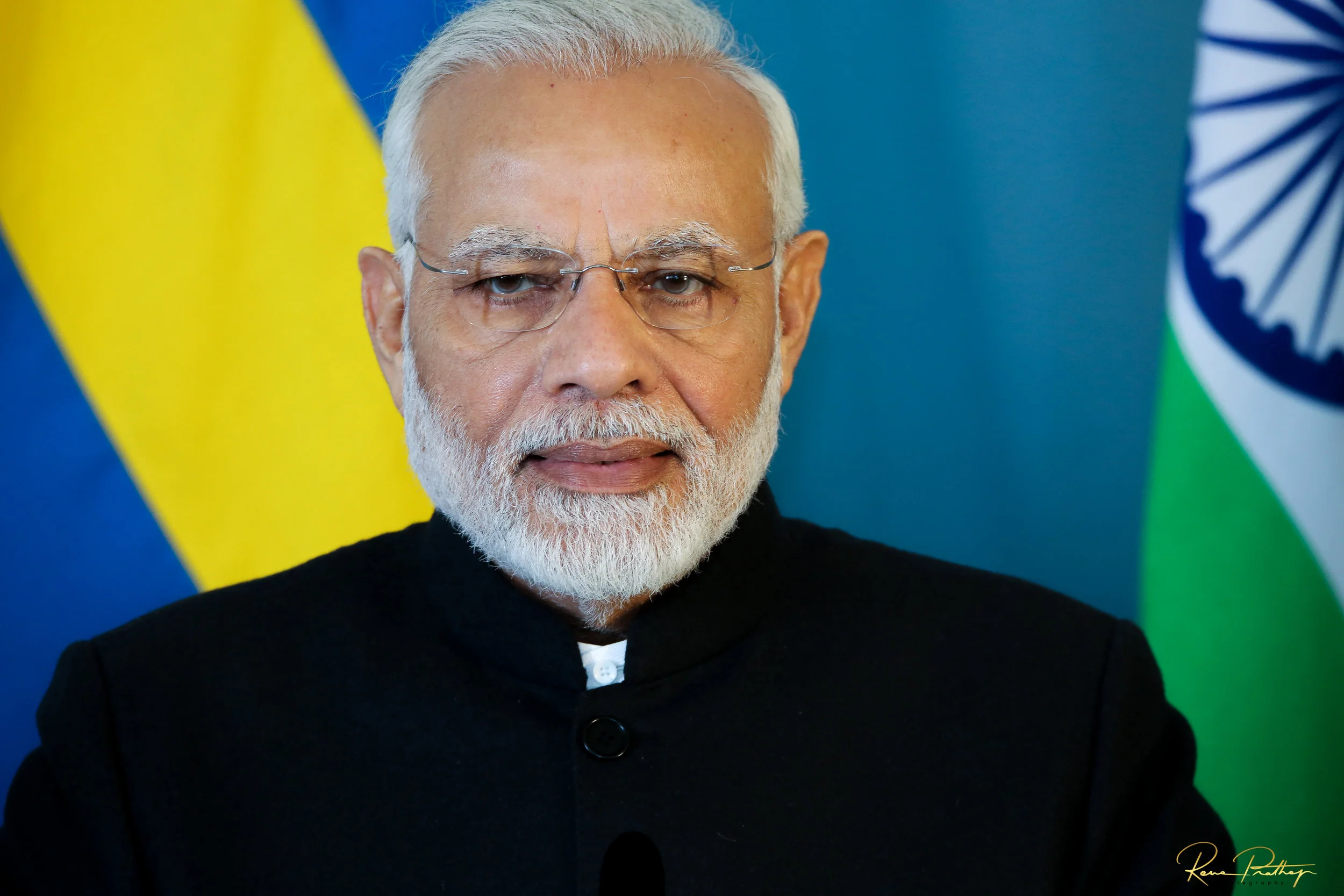 20.NARENDRA MODI STEFAN.jpg