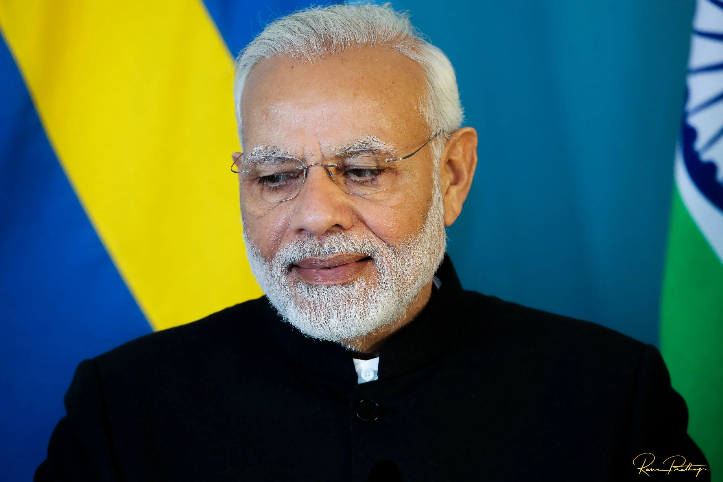 19.NARENDRA MODI STEFAN.jpg