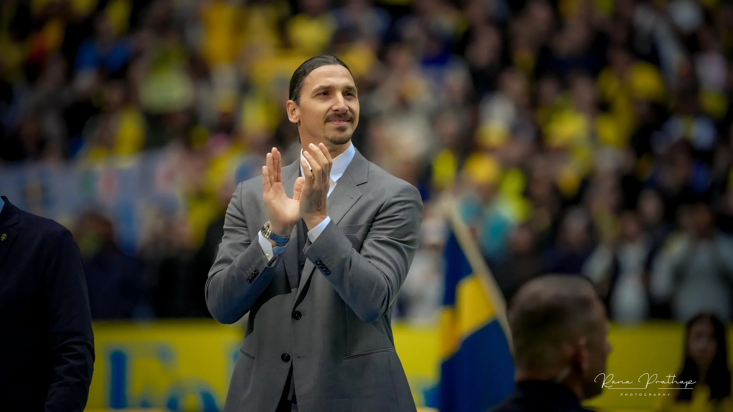 16.ZLATAN 8 JUN E 24-min.jpg