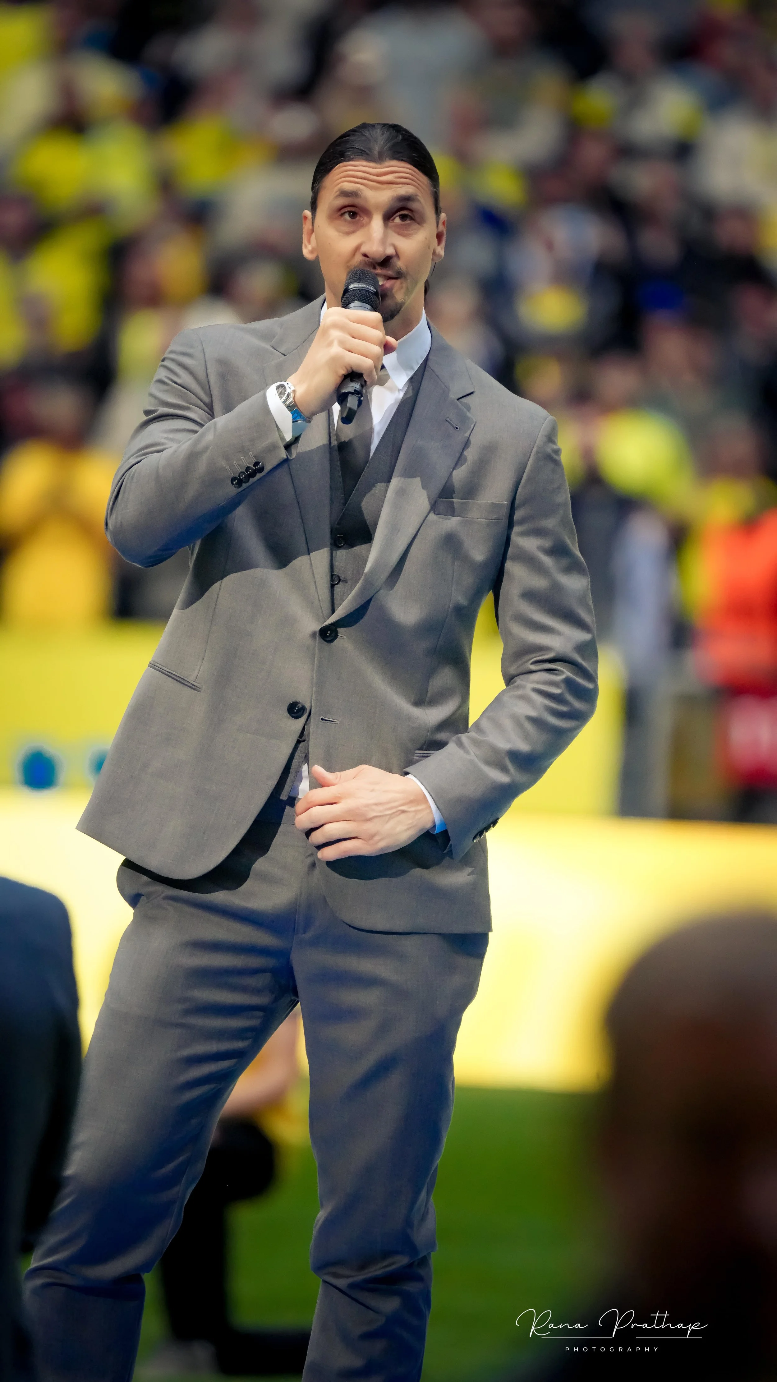 28.ZLATAN 8 JUN E 24-min.jpg