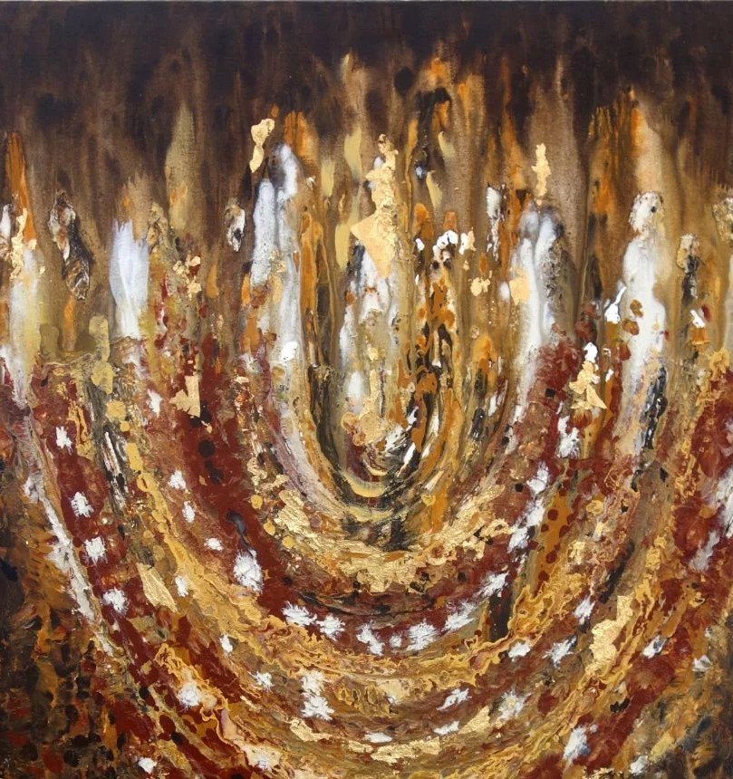 Menorah Molten Gold