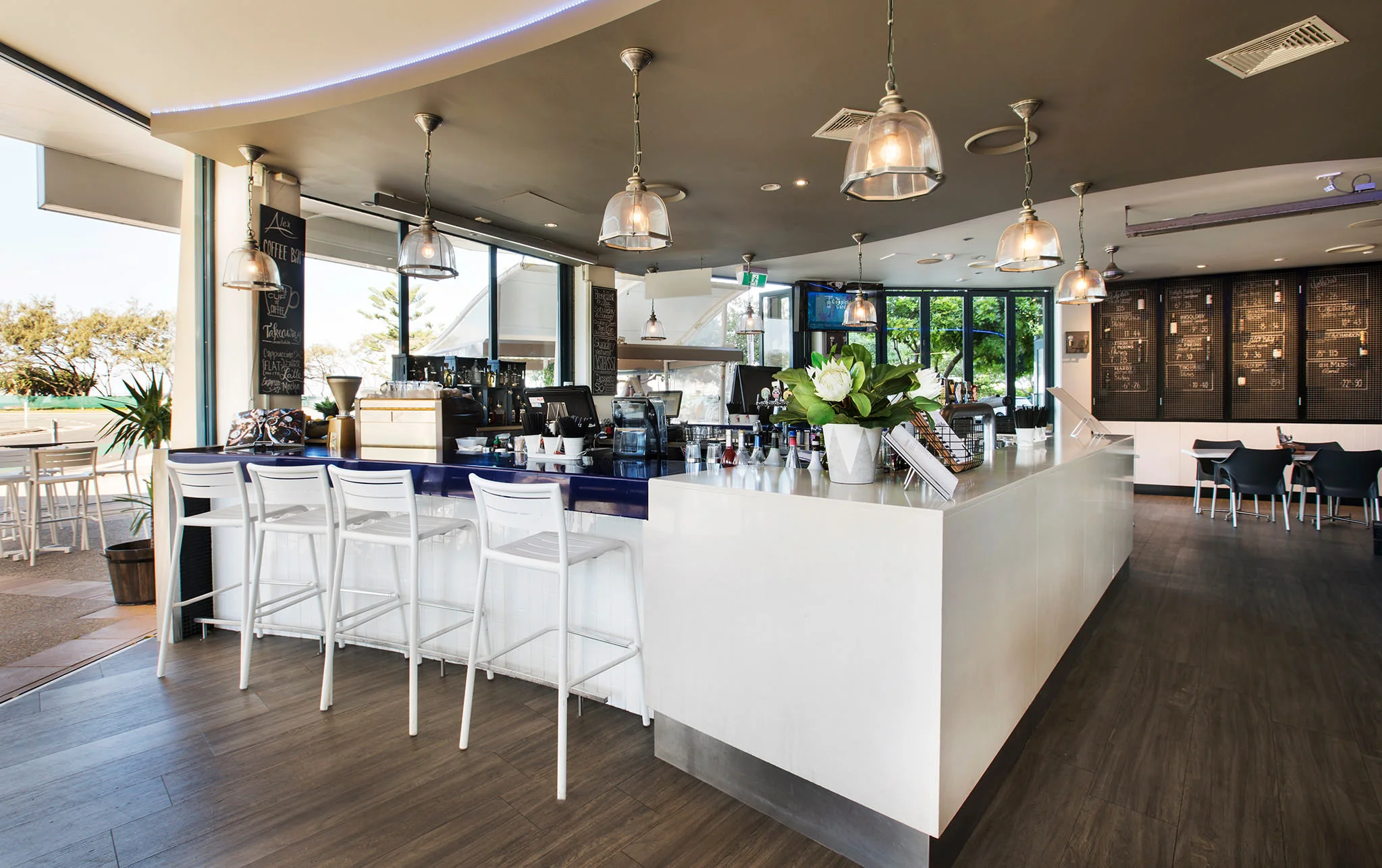 the-alex-dining-section-banner.jpg
