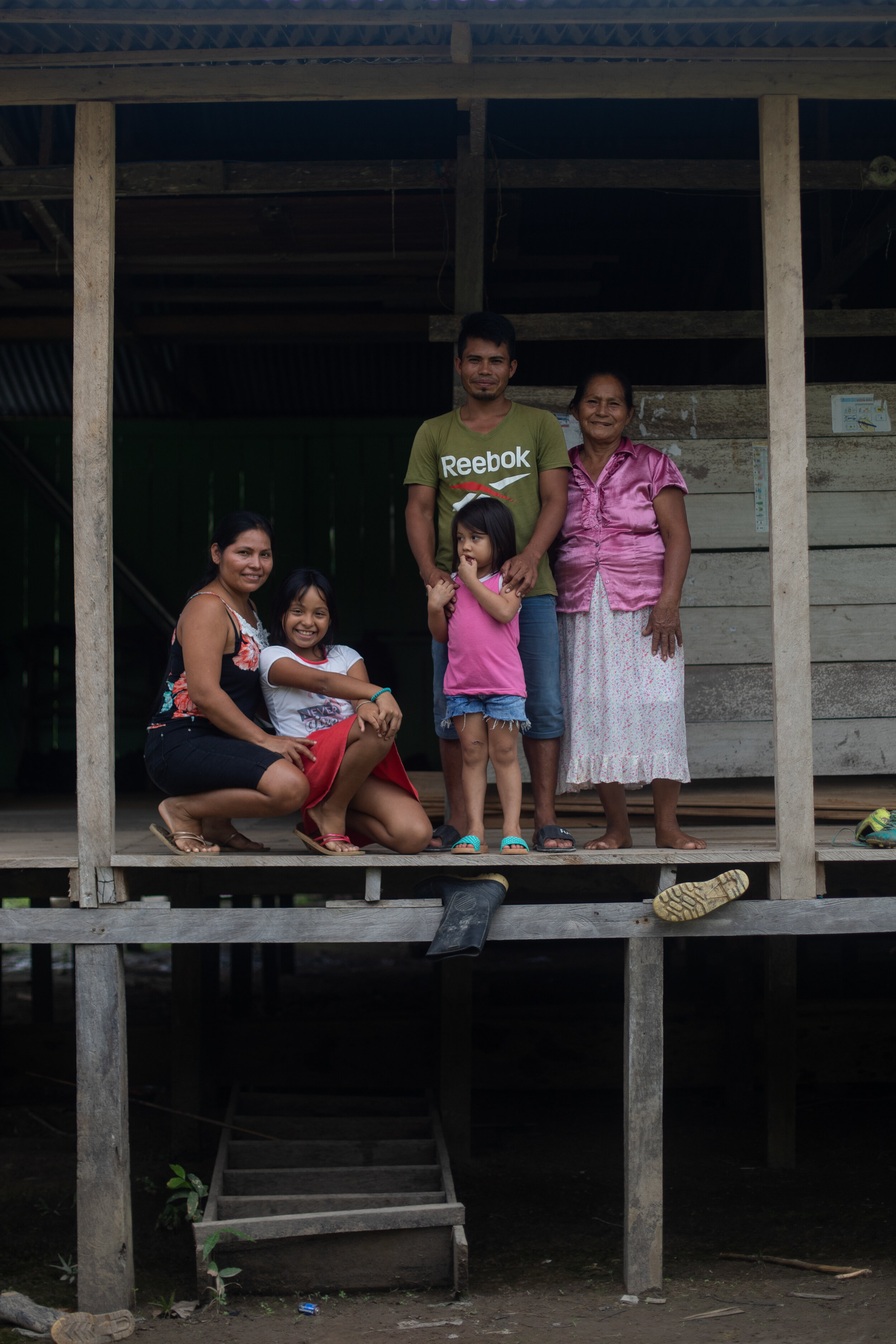 Local Amazon Family- Veronica Spann Photography