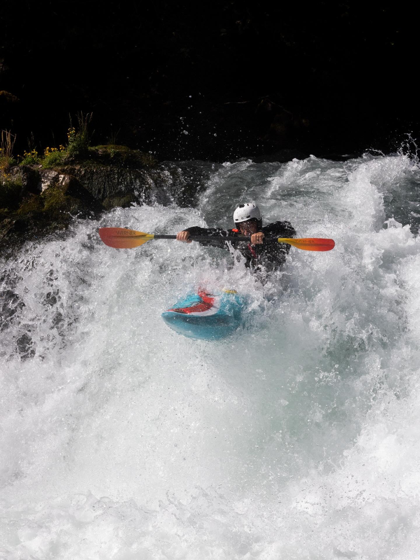You guys guessed it, @ian_harkins19 is a kayaking enthusiast. Whitewater runs through his veins. Getting to boat with him and see him in action was a highlight of my summer. More of Ian&rsquo;s story to be shared soon!

#globalenthusiasts #exploremor