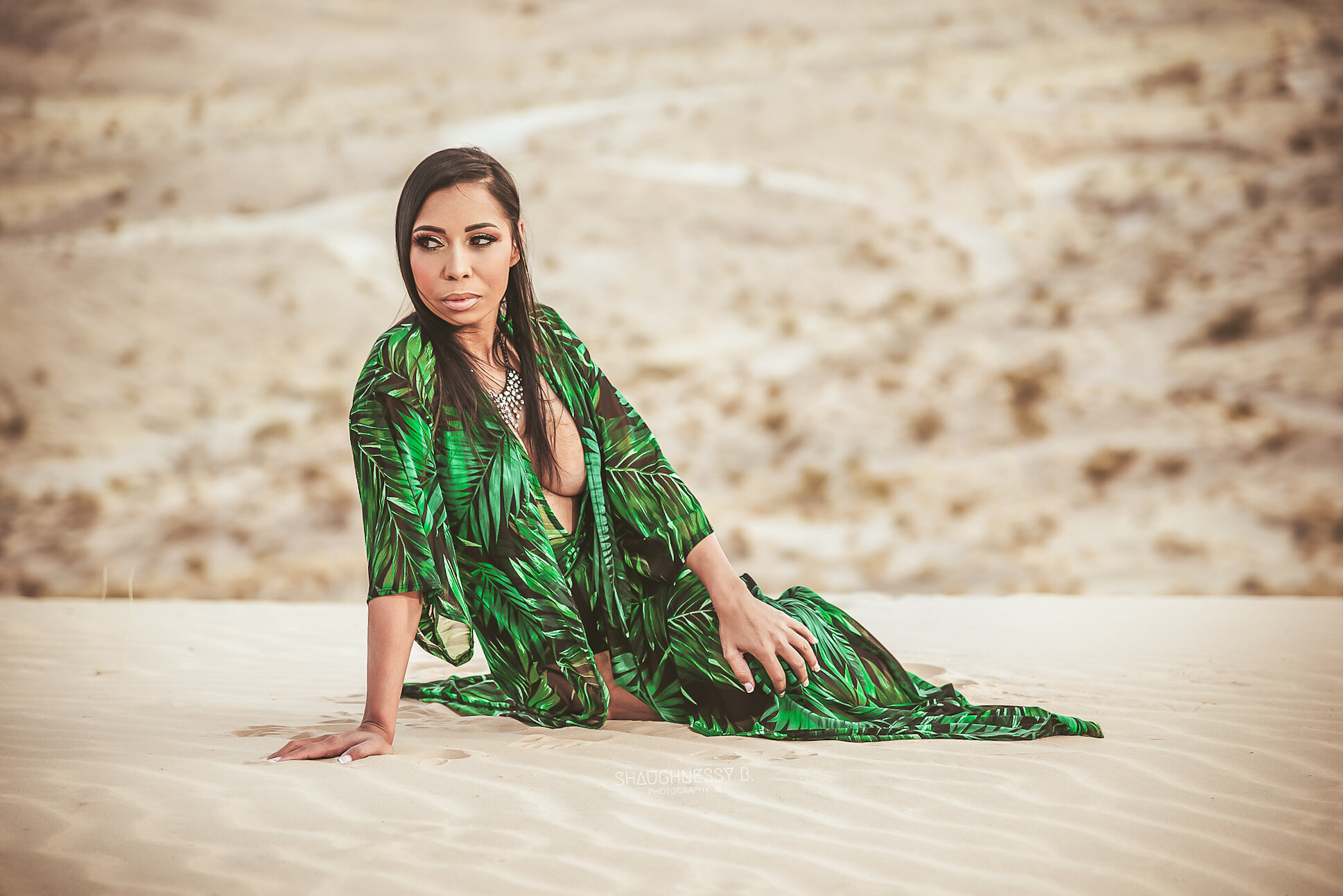 KimberlyChristophe_DesertFashion_02_ww_ShaughnessyBPhotography (1).jpg