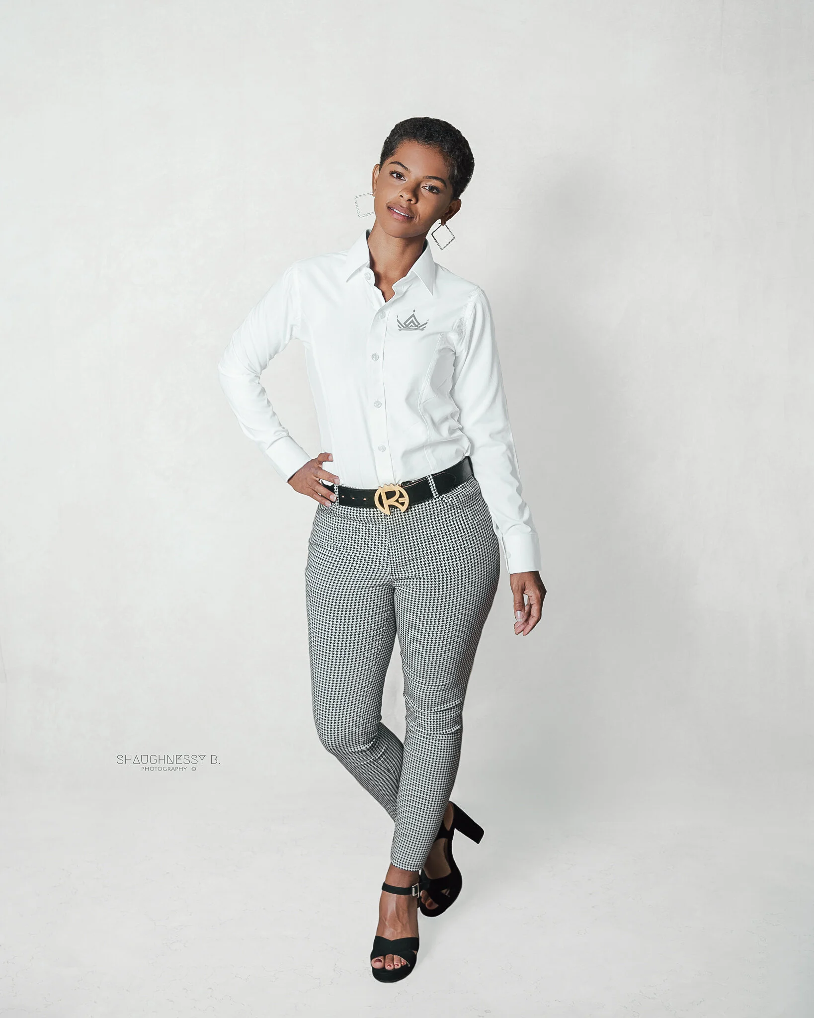 WEB-ww-ForeverRoyalty_ShaughnessyBPhotography_13.jpg