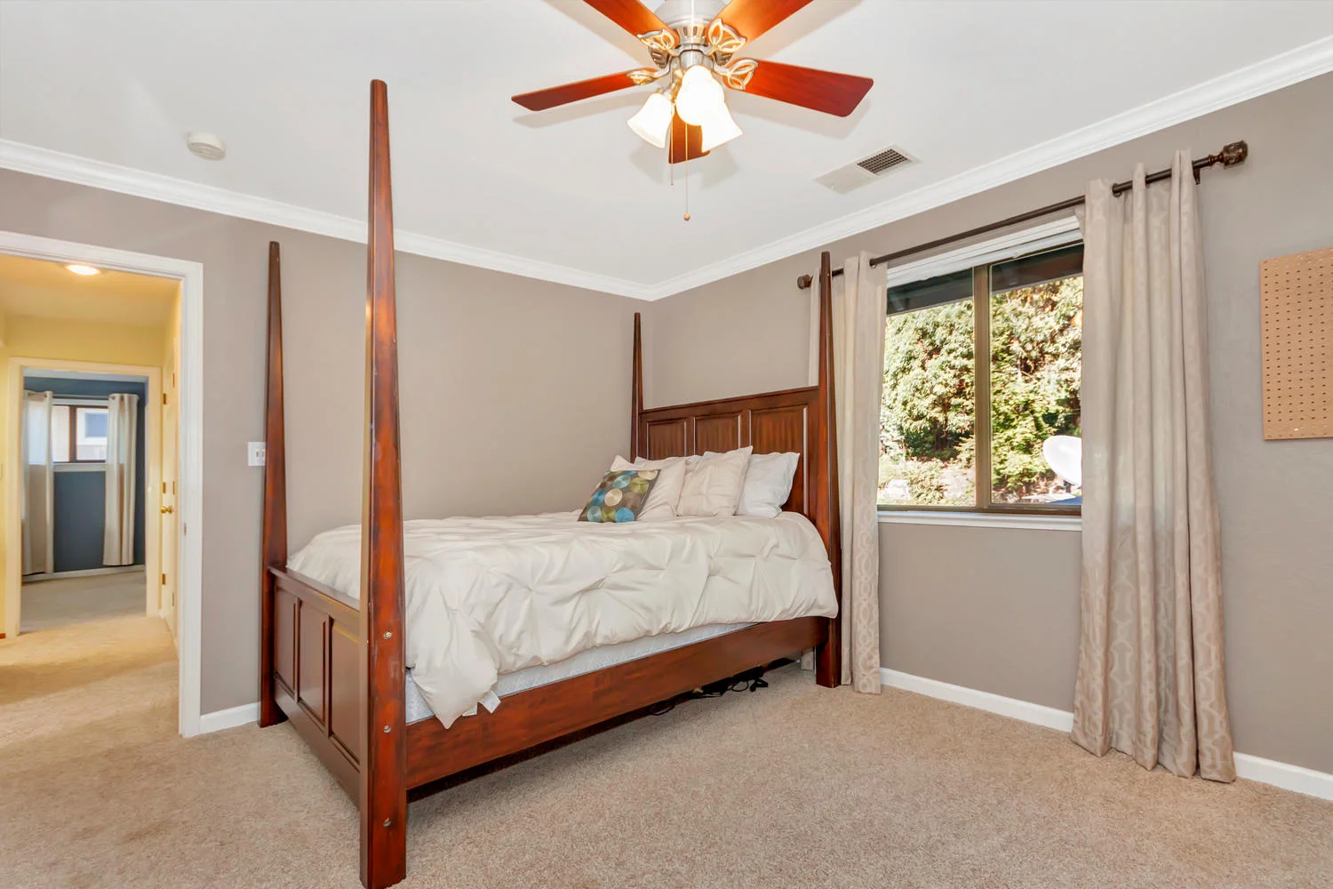 171 Incline Pl Benicia CA-large-021-23-Third Bedroom 1a-1500x1000-72dpi.jpg