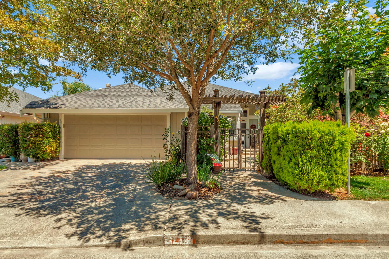 140 Live Oak Ct Vallejo CA-large-002-32-Front 1b-1500x1000-72dpi.jpg
