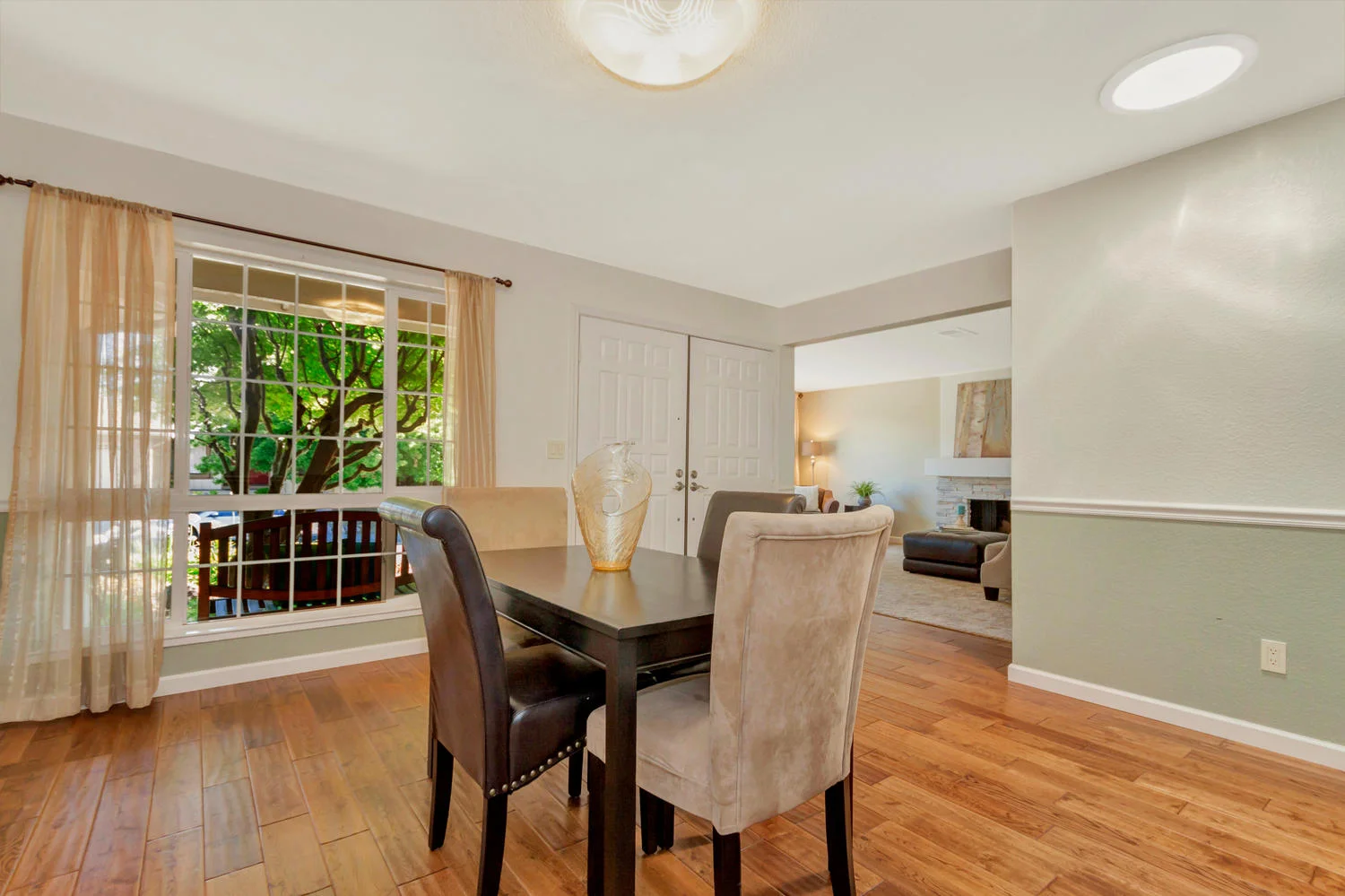 366 W Seaview Dr Benicia CA-large-007-7-Dining Room 3a-1500x1000-72dpi.jpg