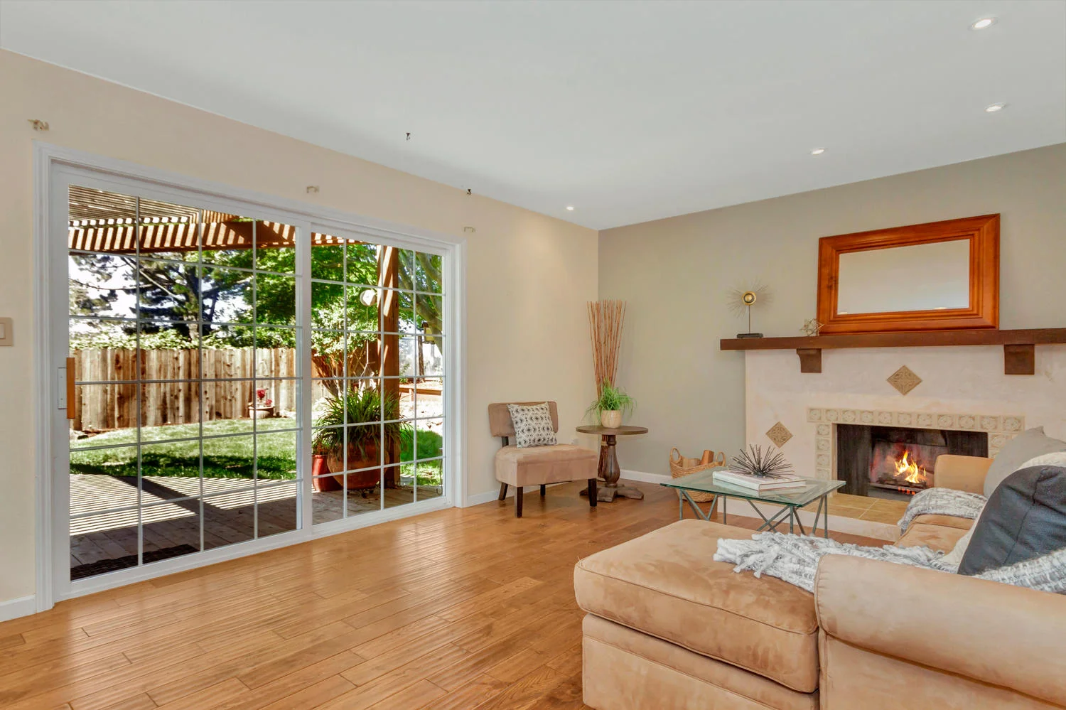 366 W Seaview Dr Benicia CA-large-014-8-Family Room 2a-1500x1000-72dpi.jpg