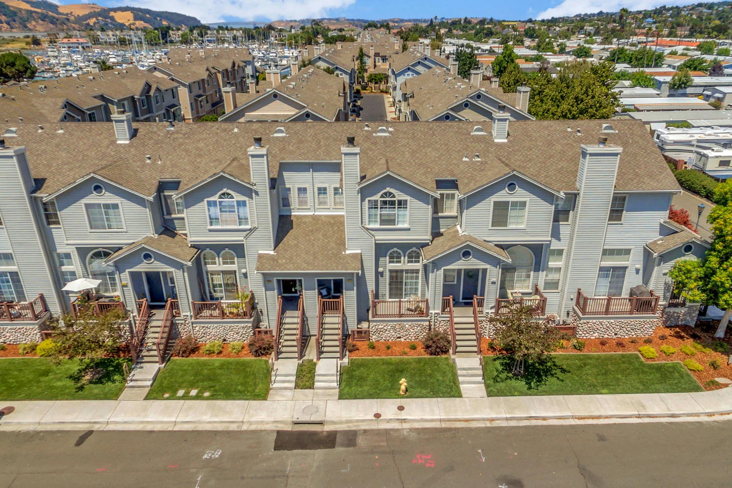 475 E 5th St Benicia CA 94510-large-035-10-East 5th 1-1500x1000-72dpi.jpg