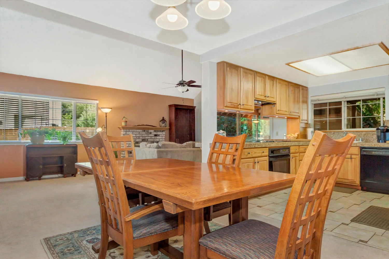 1302 W 13th St Benicia CA-large-007-29-Dining Room 1a-1500x1000-72dpi.jpg