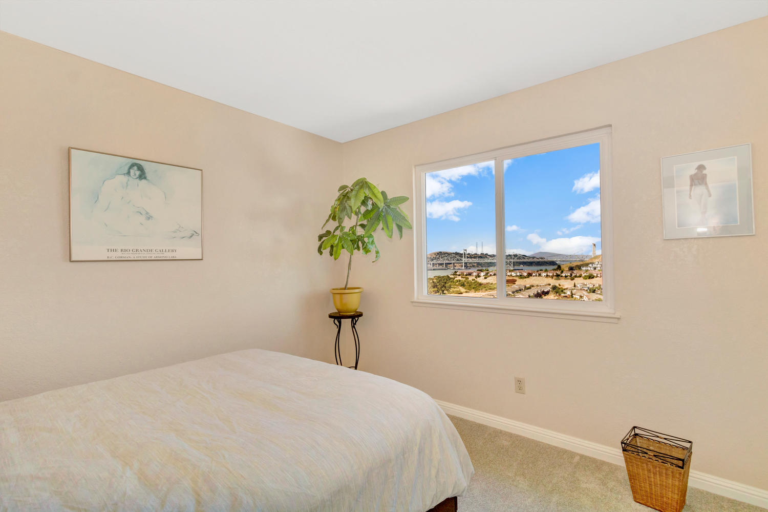 300 Yachtsman Dr Vallejo CA-large-032-26-Yachtsman 25-1500x1000-72dpi.jpg