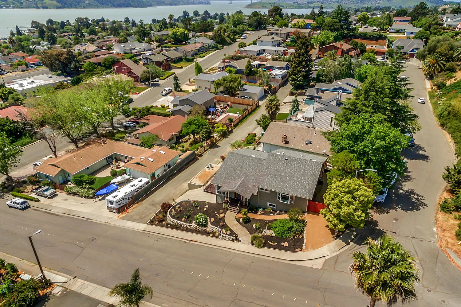 1351 W 3rd St Benicia CA 94510-large-077-4-1351 West 3rd 1-1500x1000-72dpi.jpg