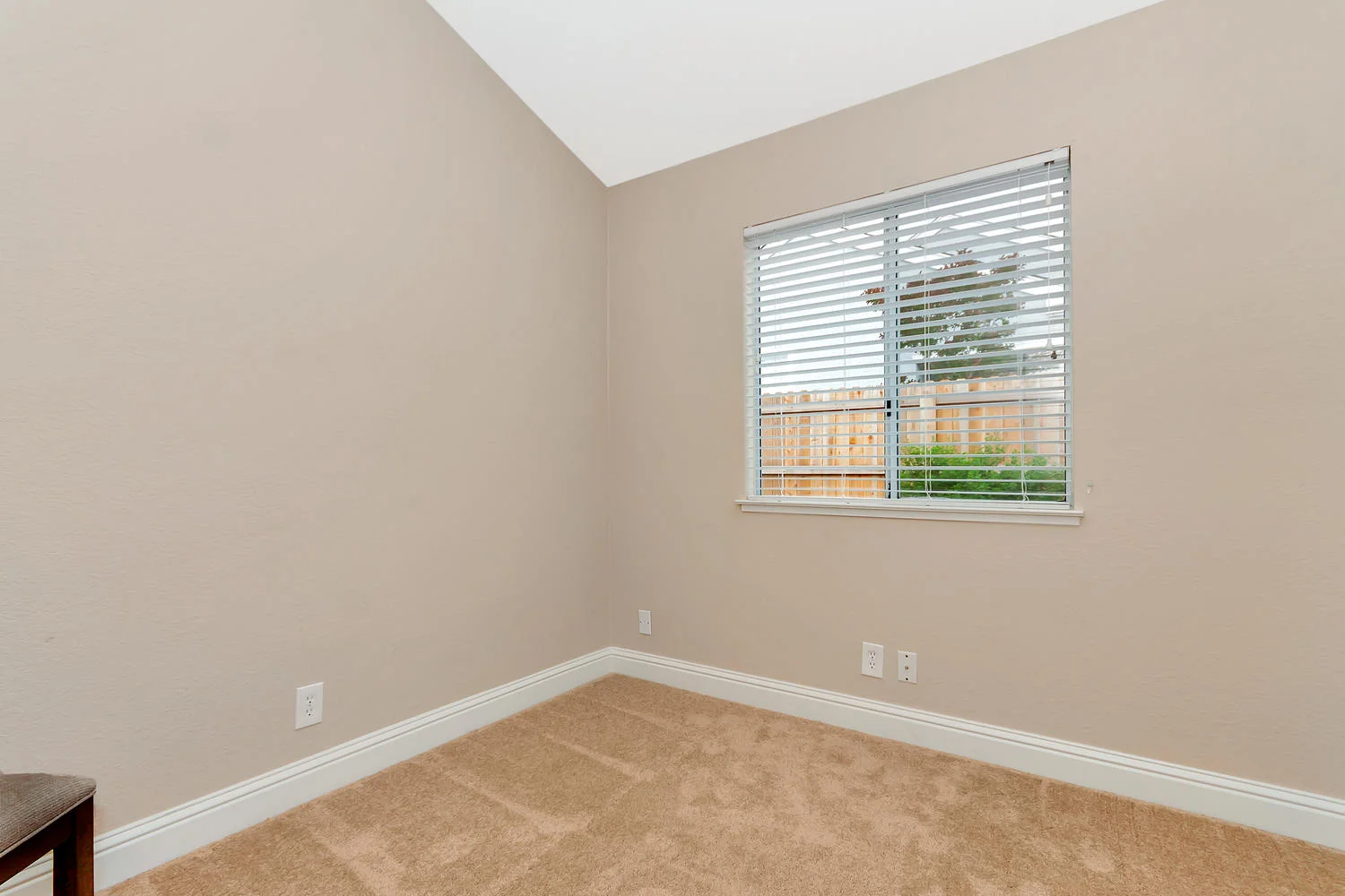 742 Barton Way Benicia CA-large-021-18-Bedroom 1-1500x1000-72dpi.jpg