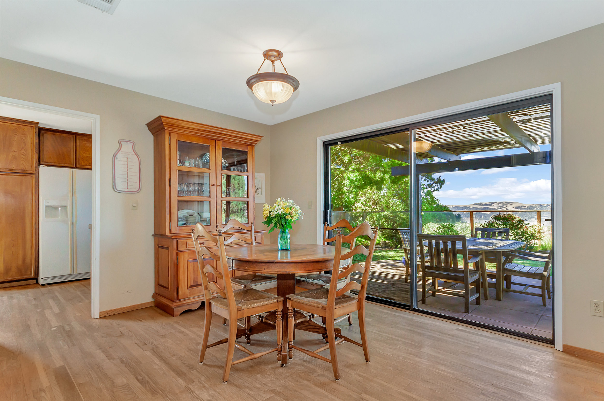 388 W Seaview Dr Benicia CA-print-021-010-Dining Room 1a-4200x2792-300dpi.jpg