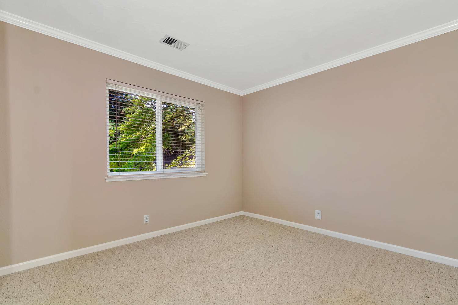 775 Tyne Ct Benicia CA 94510-large-039-029-775 Tyne Ct 23-1500x999-72dpi.jpg