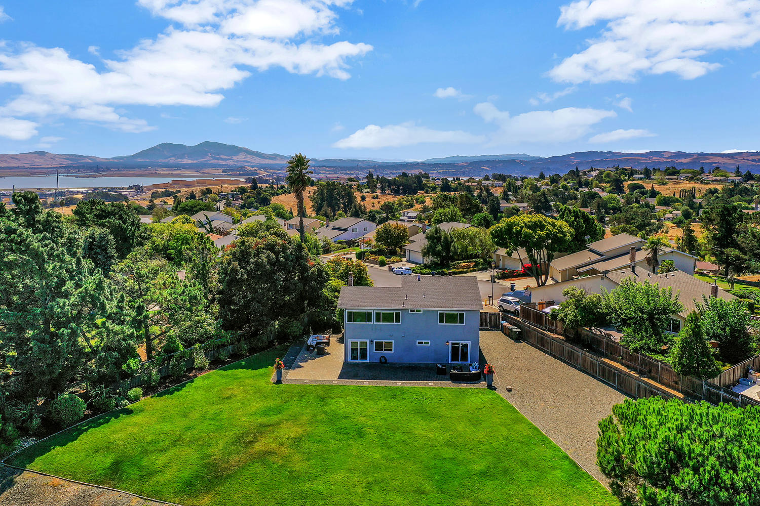 129 Tustin Ct Benicia CA 94510-large-084-029-Tustin Ct 58-1500x1000-72dpi.jpg