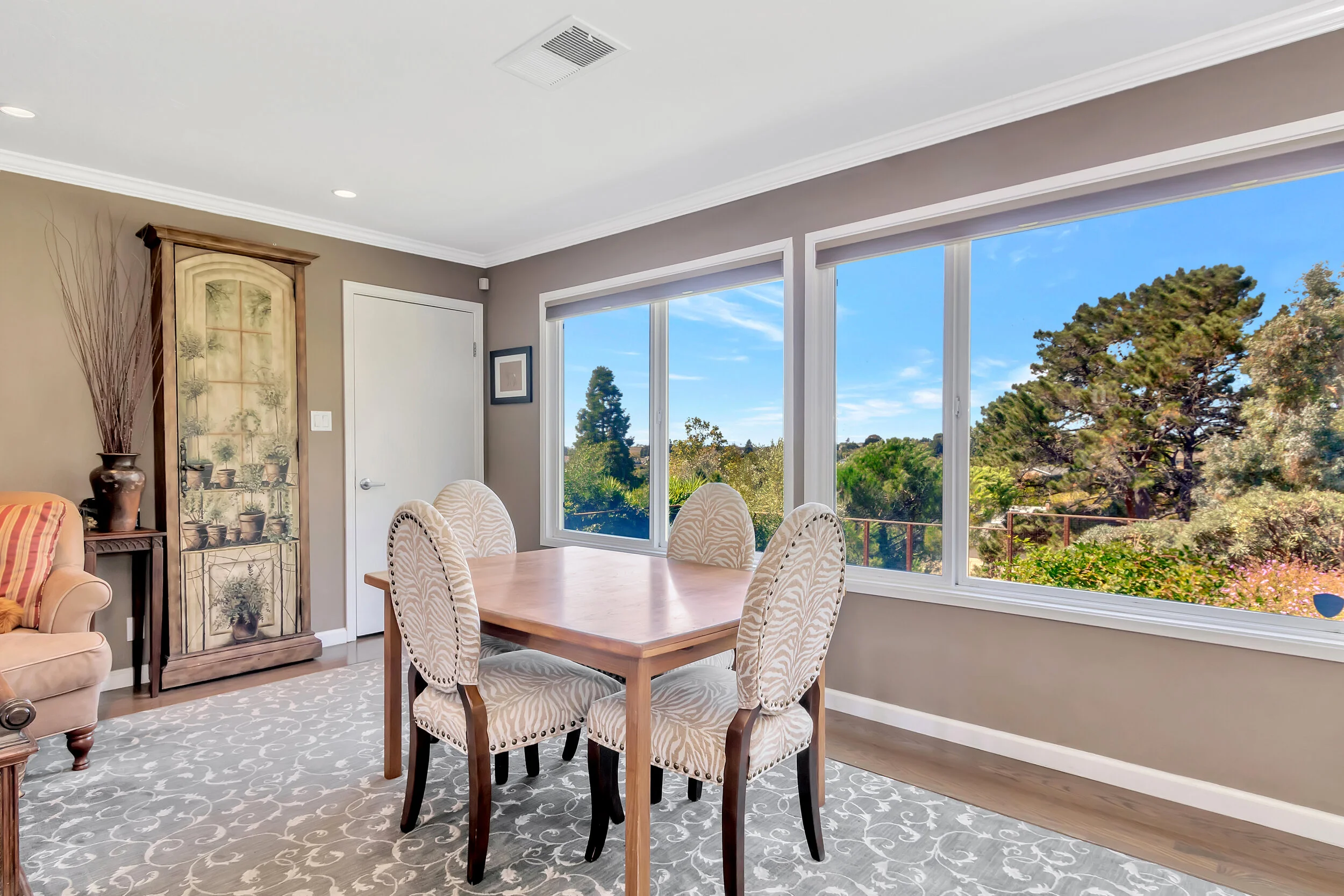 Beautiful views through the upgraded cased windows.