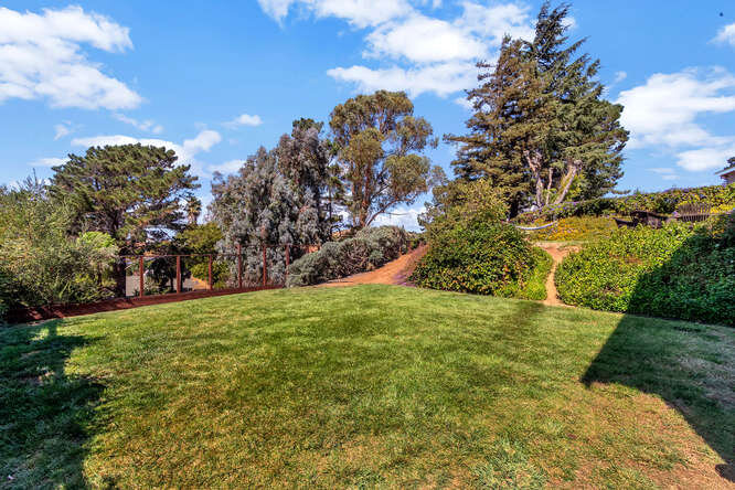 439 Mills Dr Benicia CA 94510-small-044-037-439 Mills Dr 38-666x444-72dpi.jpg