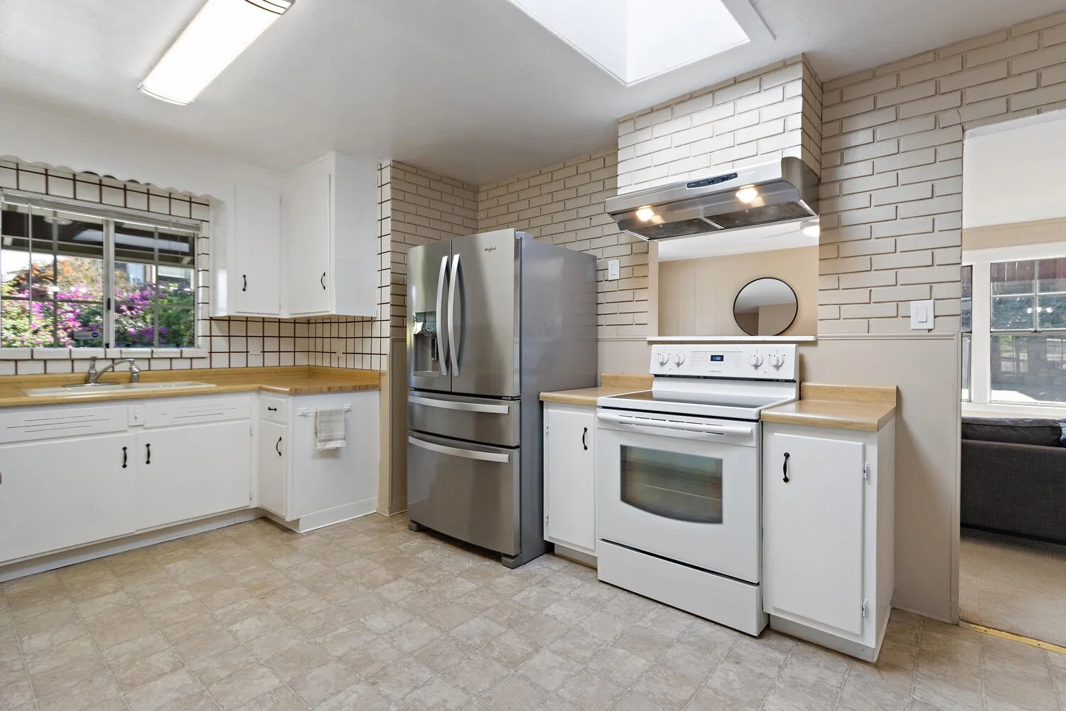 324 Viewmont St Benicia CA-large-013-035-Viewmont 36-1500x1000-72dpi.jpg