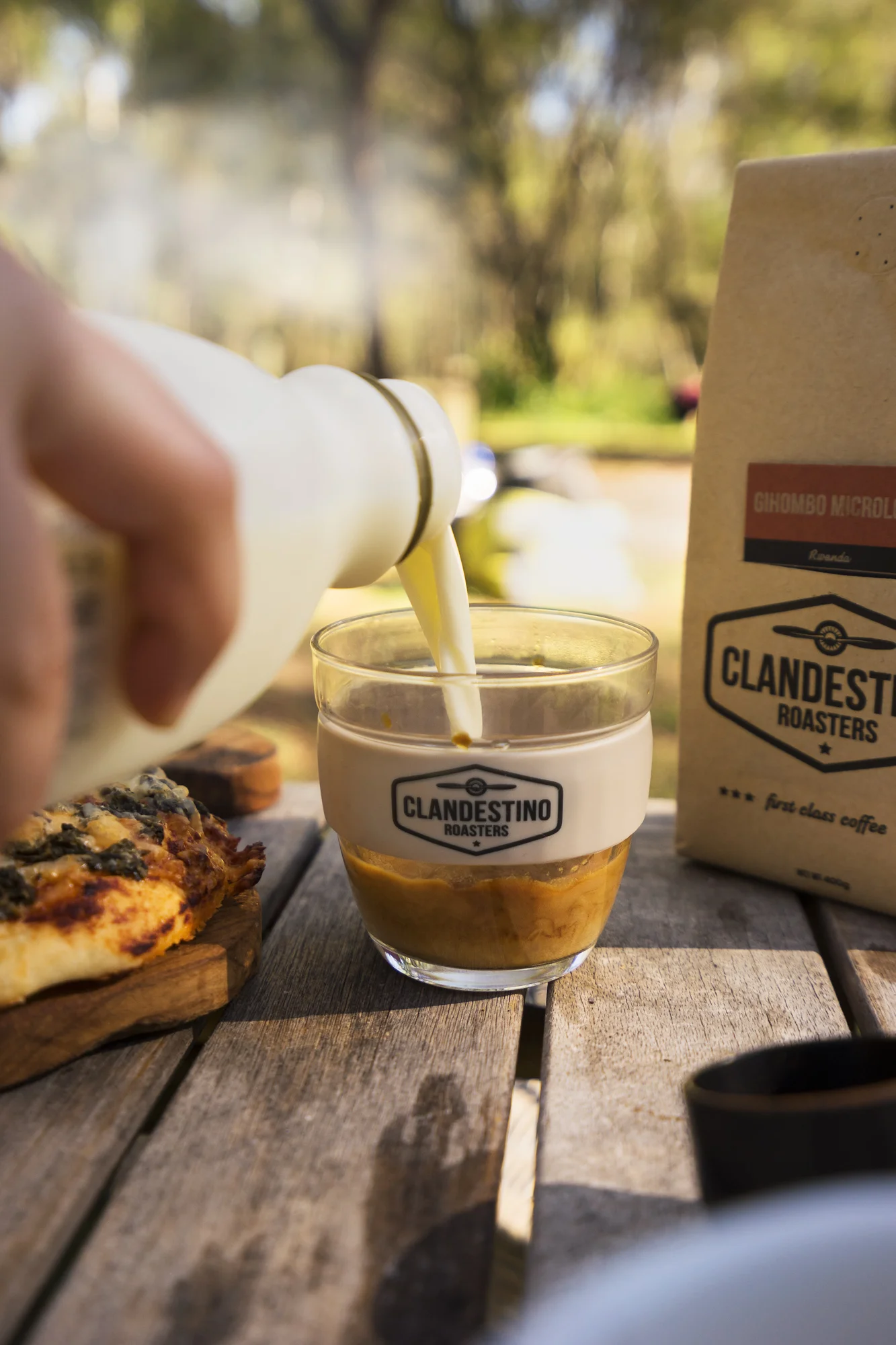 Clandestino-roasters-by-daniel-hine-sunshine-coast-food-photographer_031.jpg